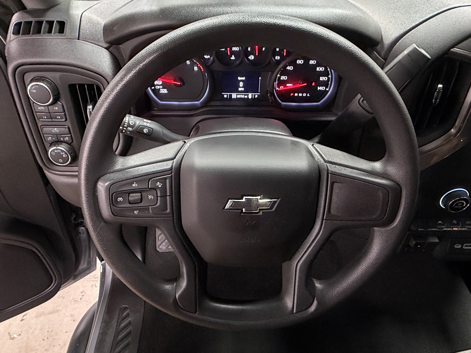 Thumbnail: 2025 Chevrolet Silverado 1500 - 5