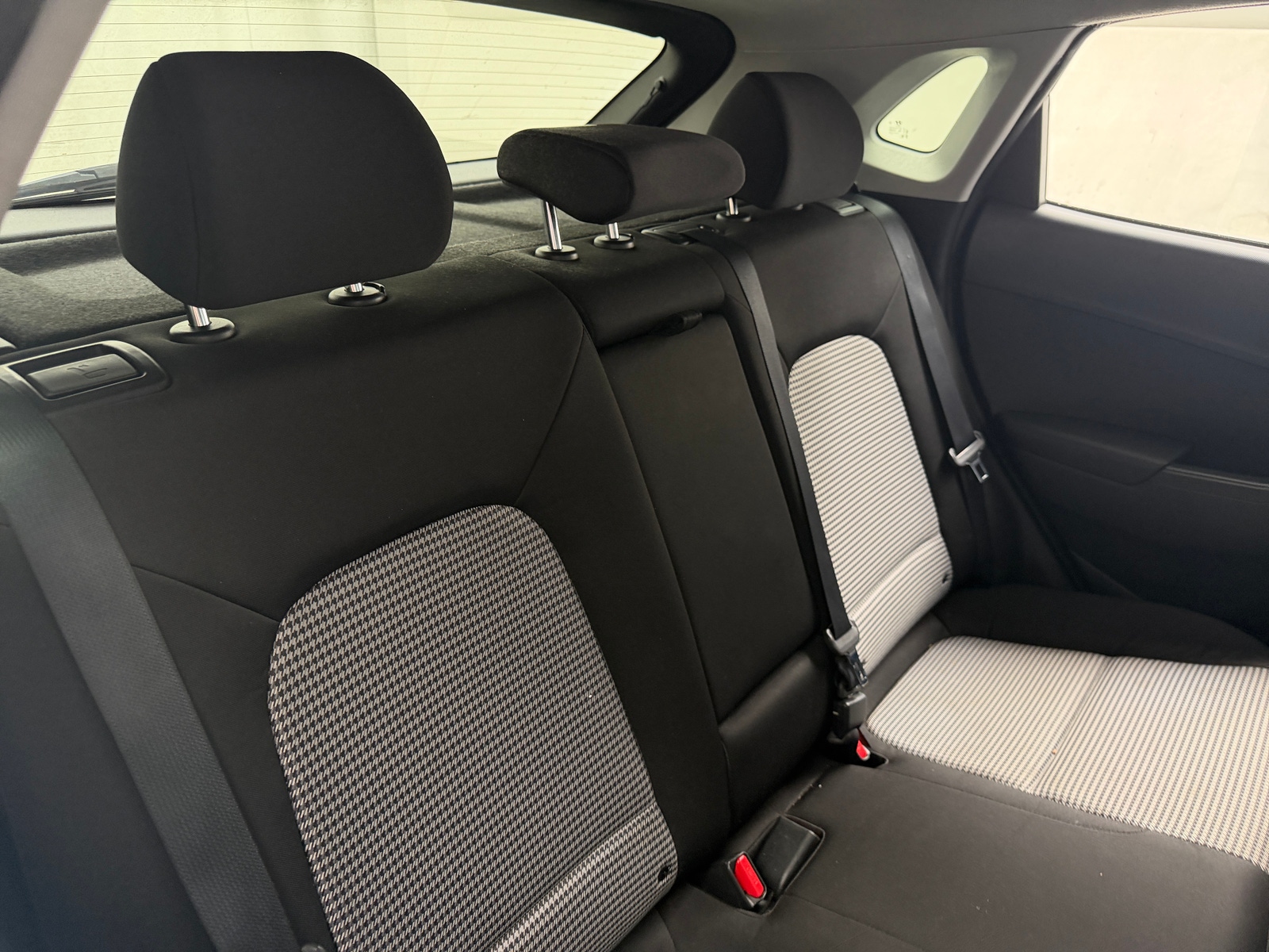 Thumbnail: 2019 Hyundai Kona - 6