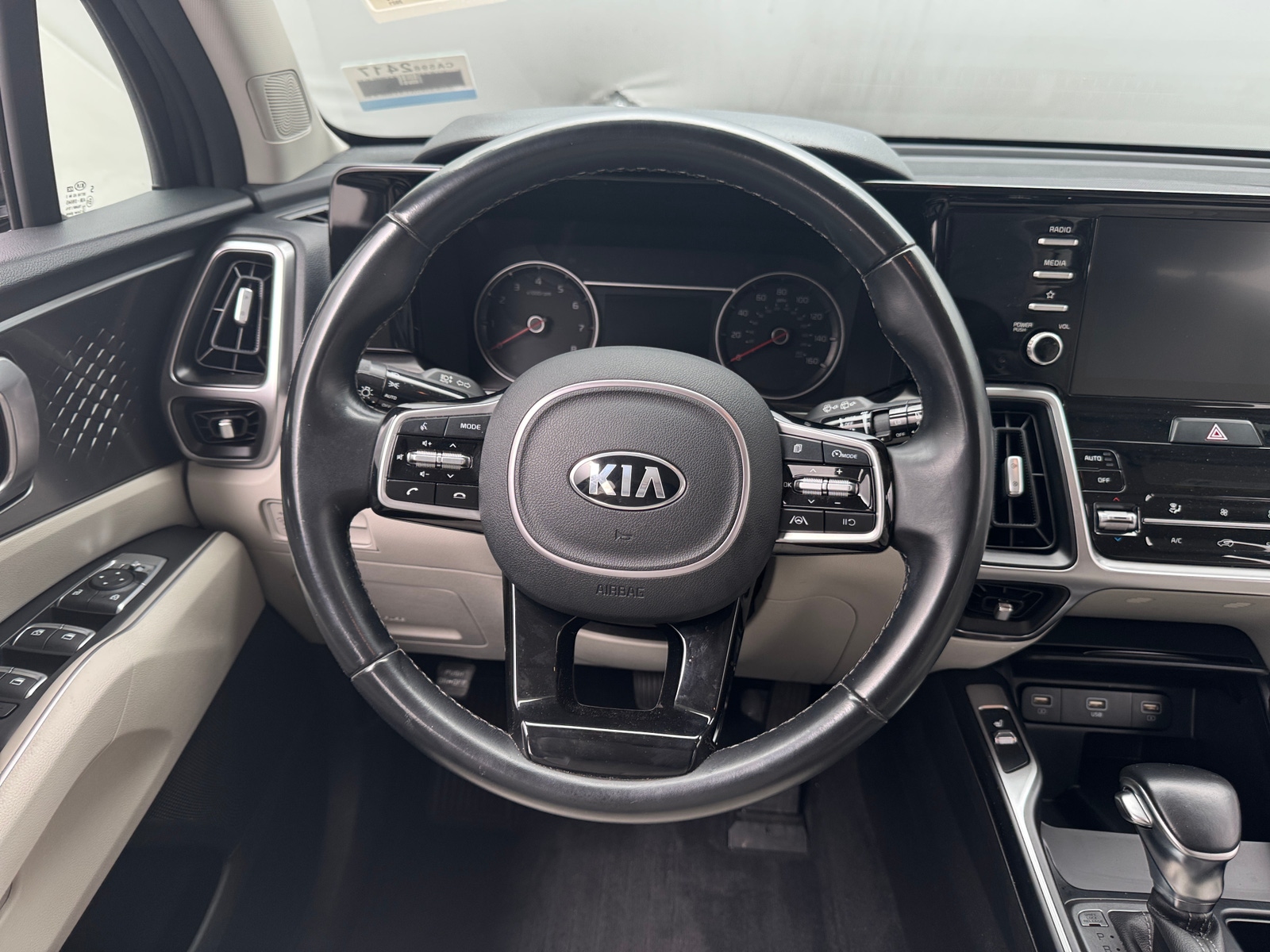 Thumbnail: 2021 Kia Sorento - 4