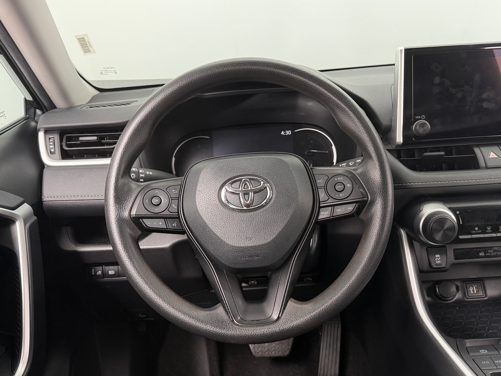 Thumbnail: 2025 Toyota RAV4 - 5