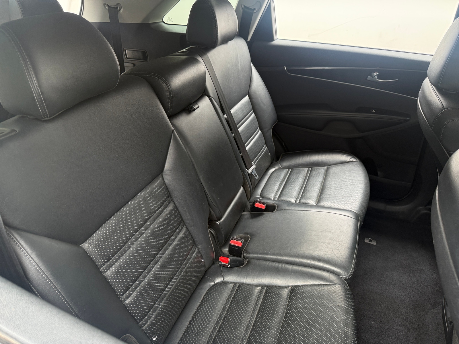 Thumbnail: 2019 Kia Sorento - 5