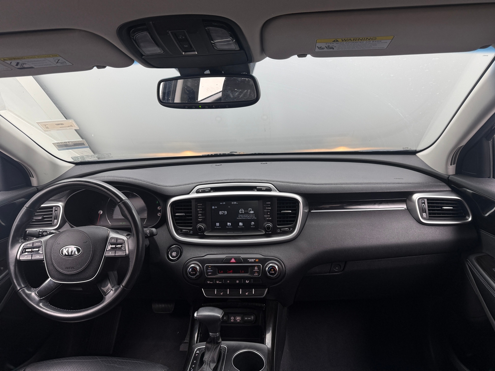 Thumbnail: 2019 Kia Sorento - 2