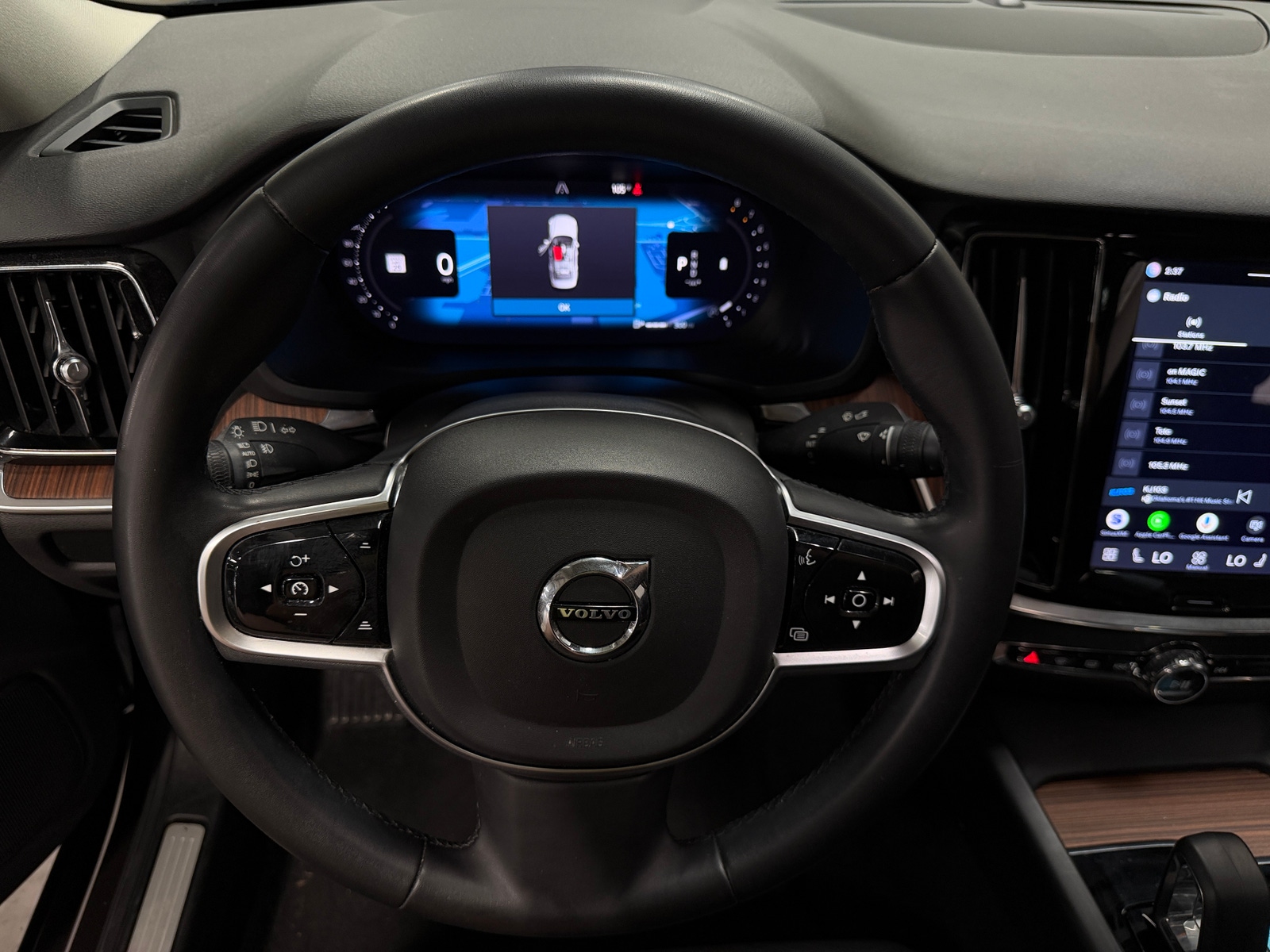 Thumbnail: 2023 Volvo S60 - 4
