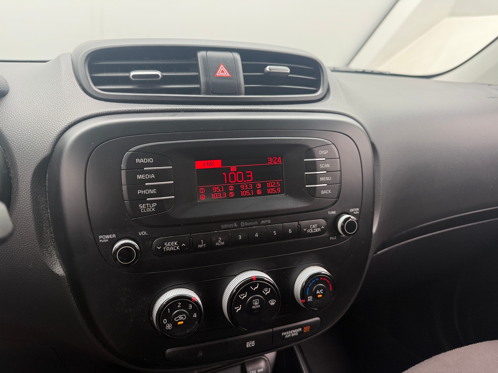 Thumbnail: 2015 Kia Soul - 4
