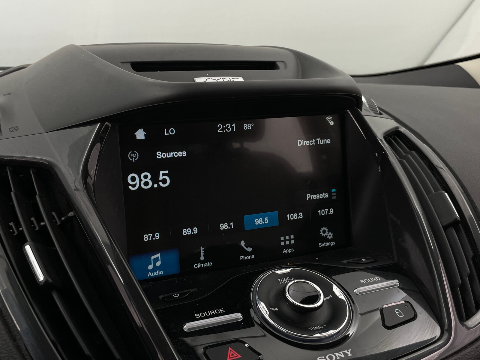 Thumbnail: 2016 Ford Escape - 3