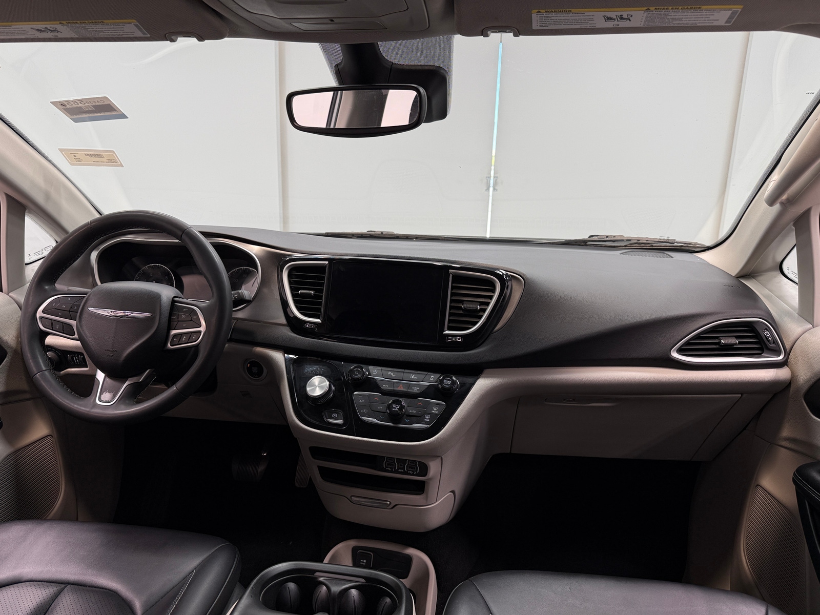 Thumbnail: 2024 Chrysler Pacifica - 2