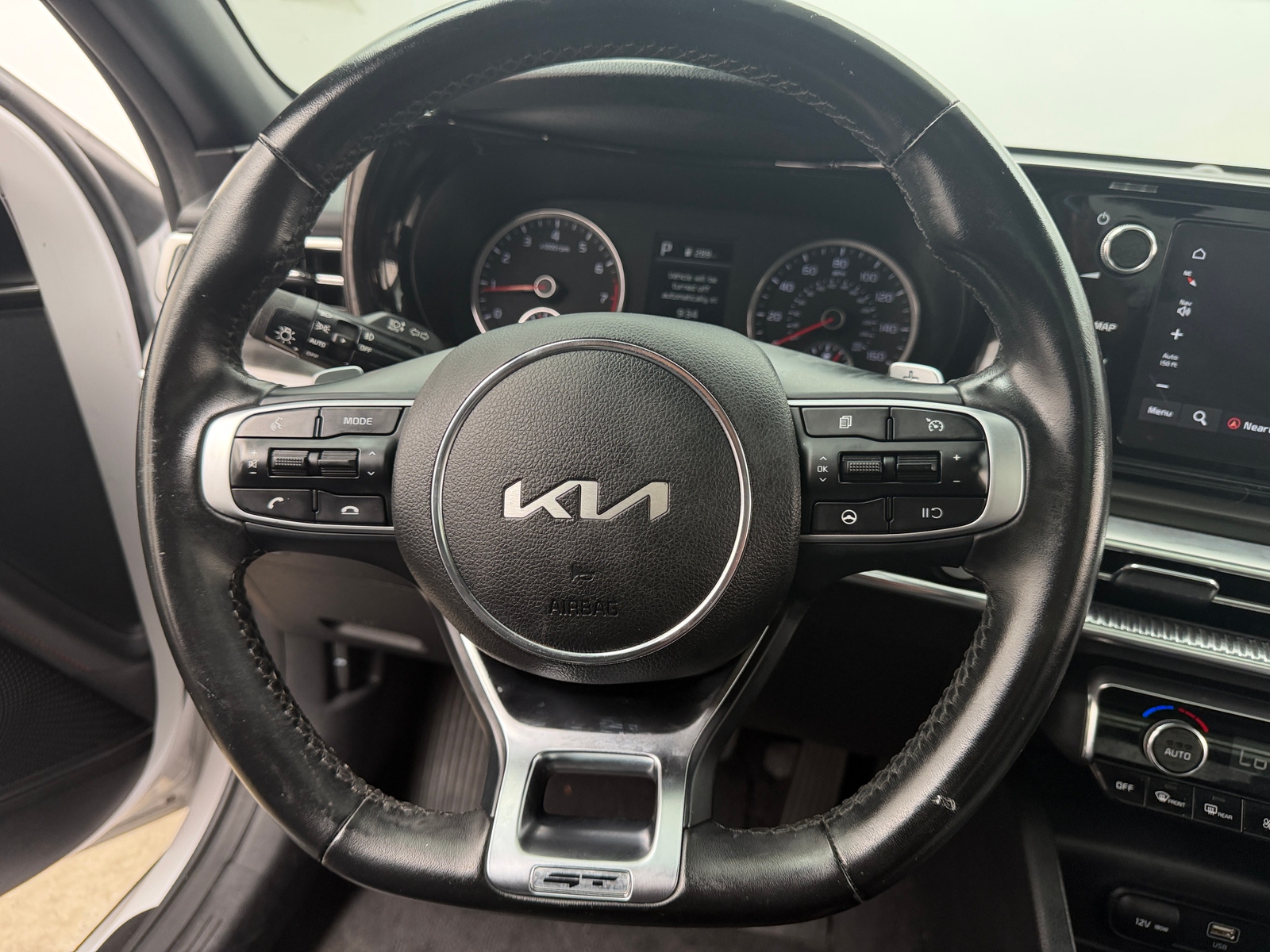 Thumbnail: 2023 Kia K5 - 4