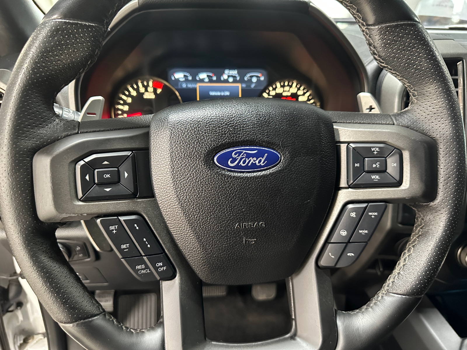 Thumbnail: 2017 Ford Econoline - 4