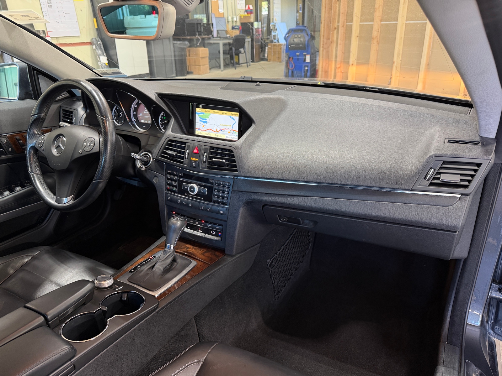 Thumbnail: 2011 Mercedes-Benz E-Class - 2