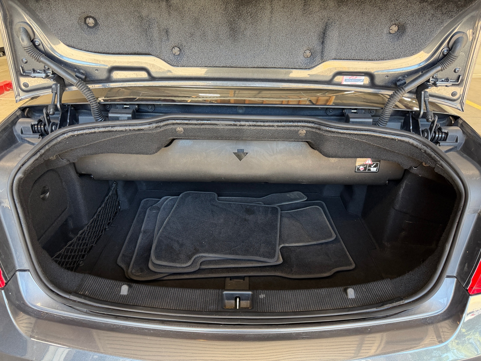Thumbnail: 2011 Mercedes-Benz E-Class - 6