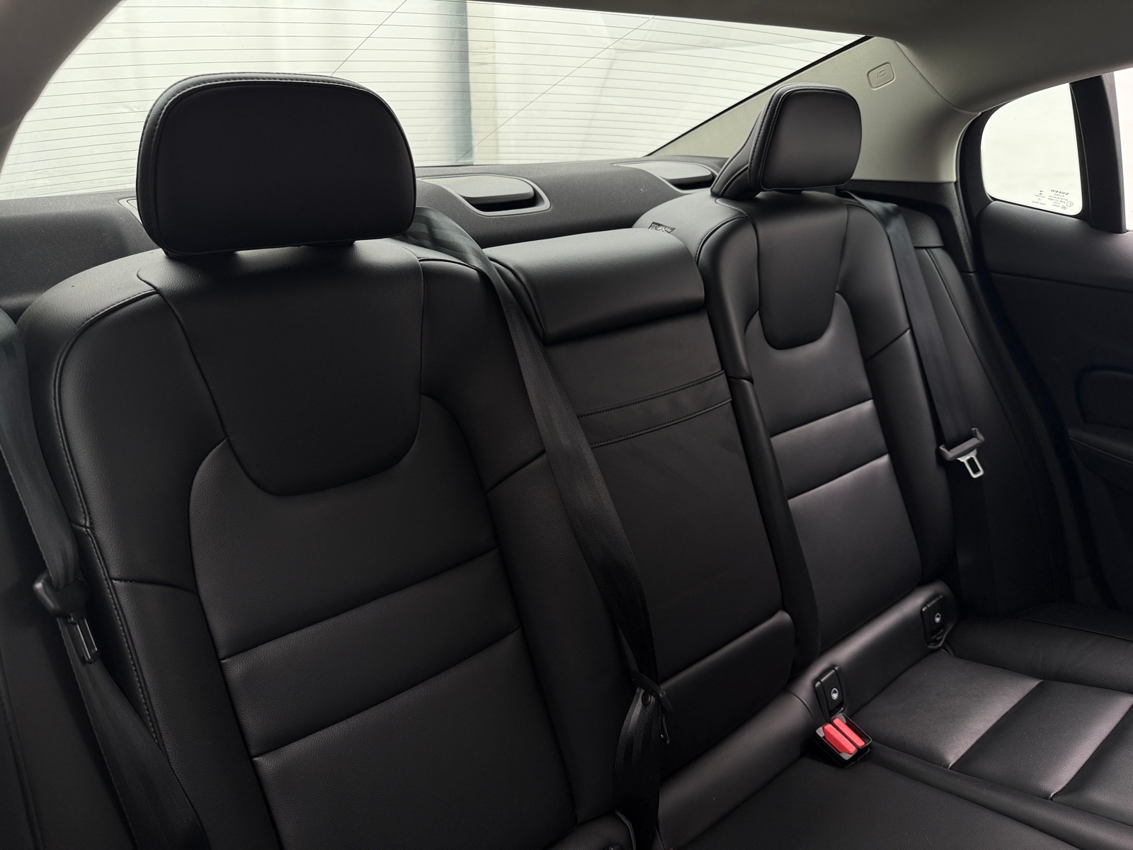 Thumbnail: 2024 Volvo S60 - 5