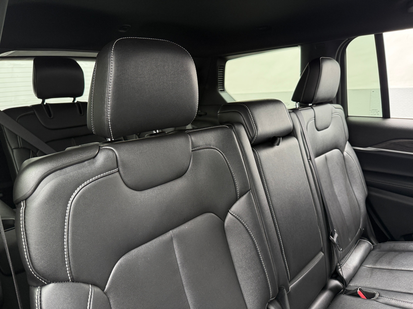 Thumbnail: 2024 Jeep Grand Cherokee L - 5