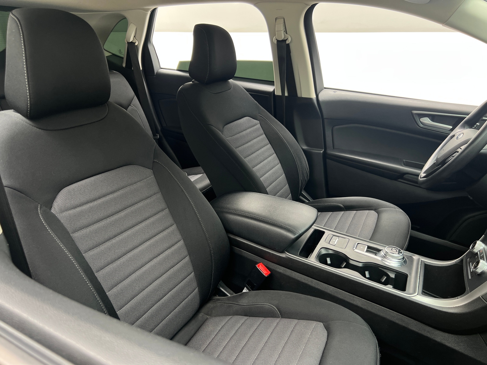 Thumbnail: 2022 Ford Edge - 2