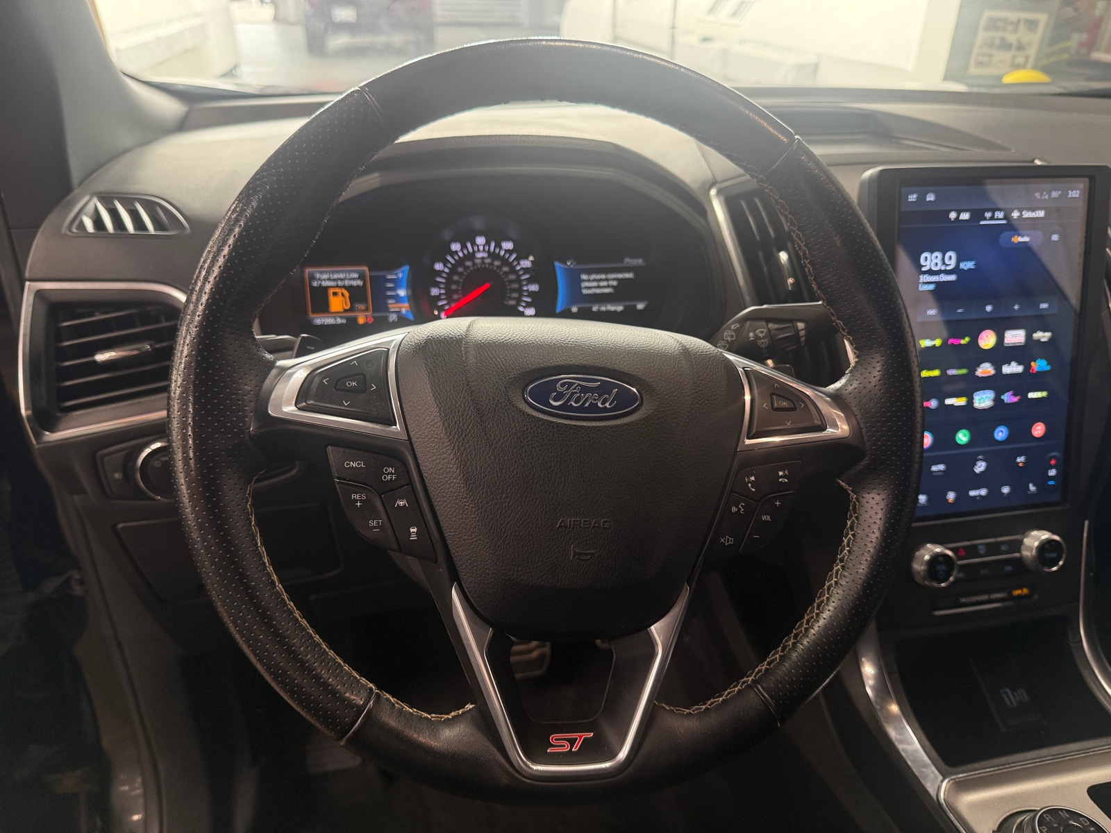 Thumbnail: 2022 Ford Edge - 4