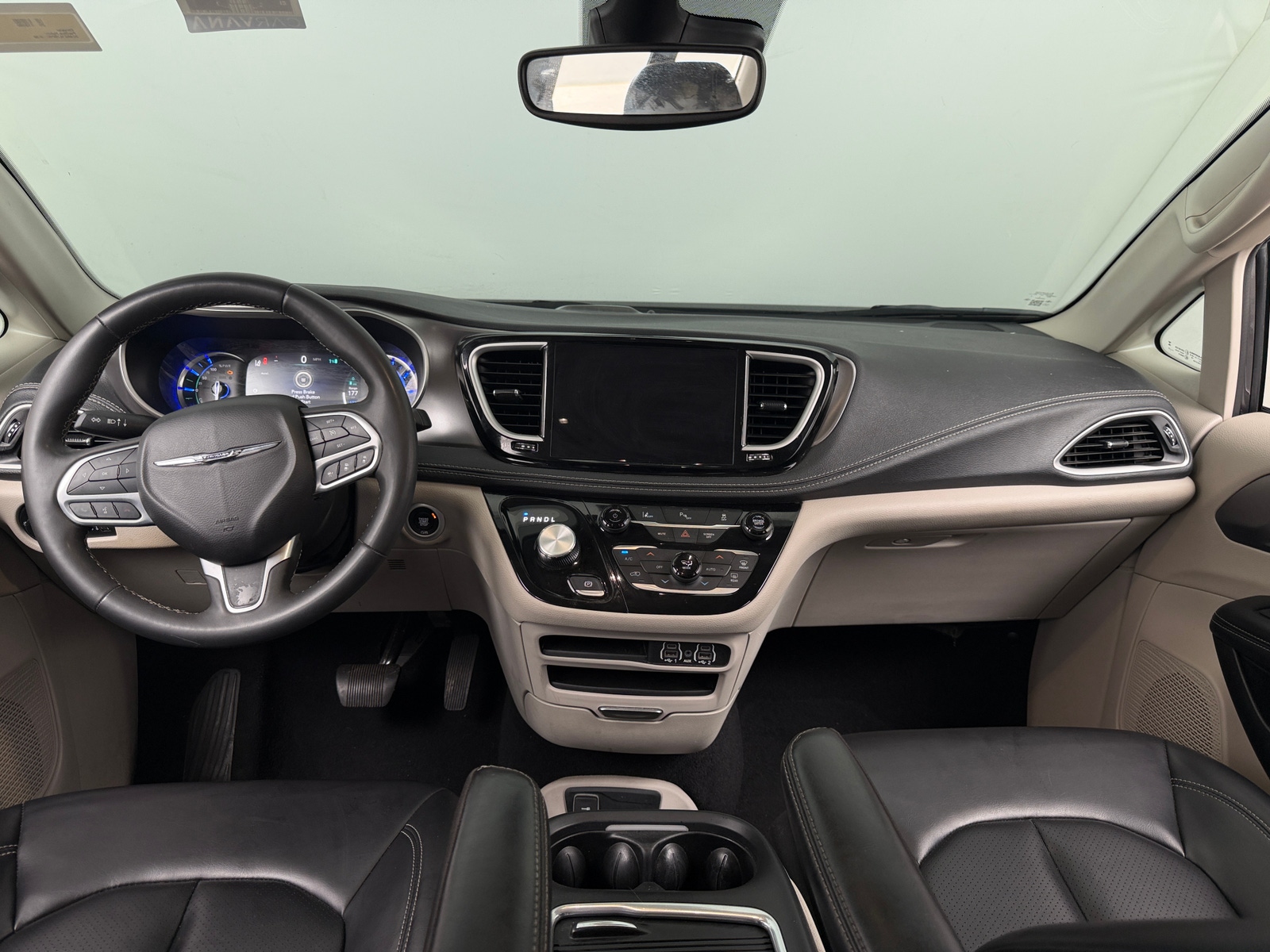 Thumbnail: 2023 Chrysler Pacifica - 2