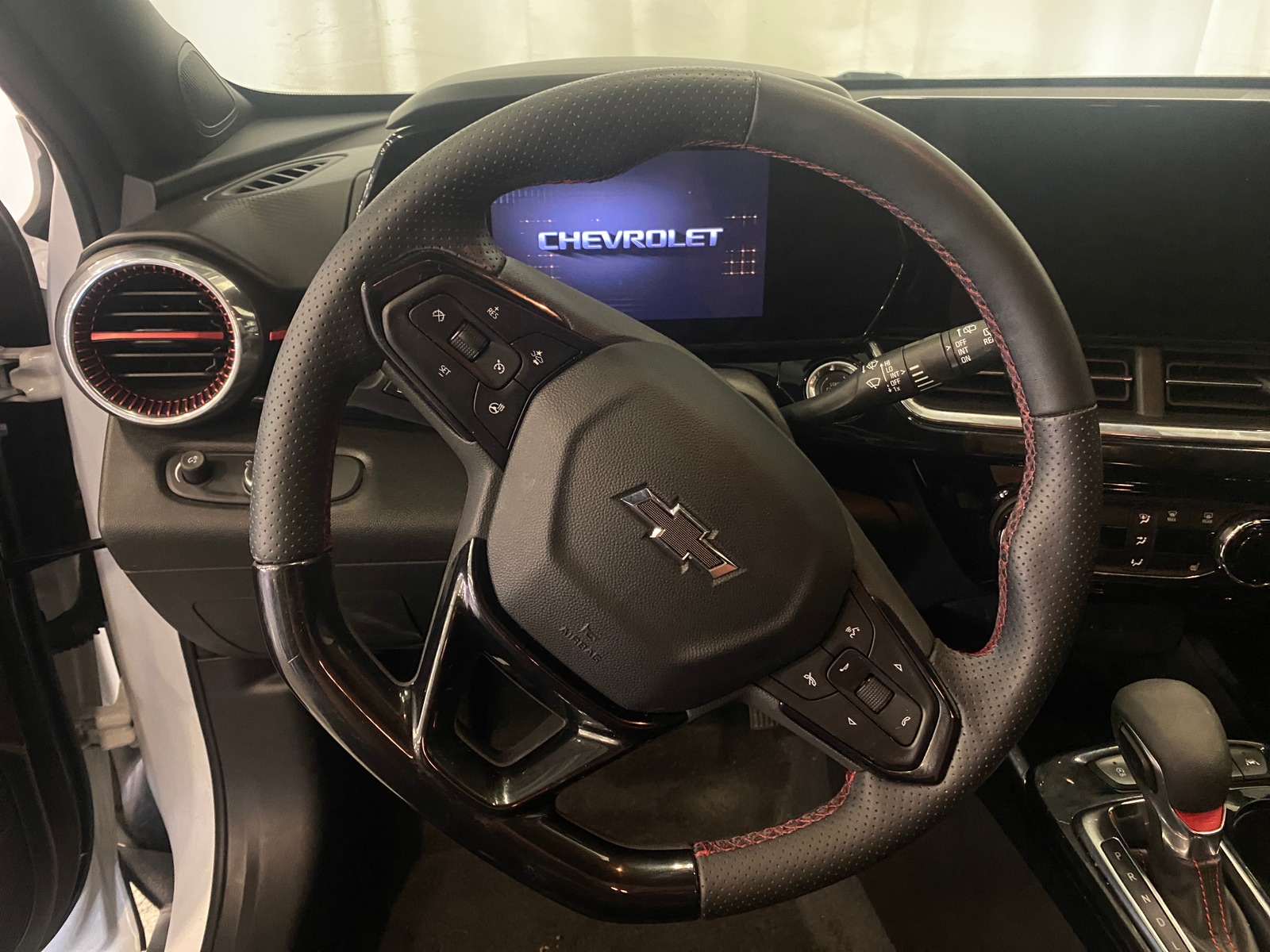 Thumbnail: 2025 Chevrolet Trax - 4