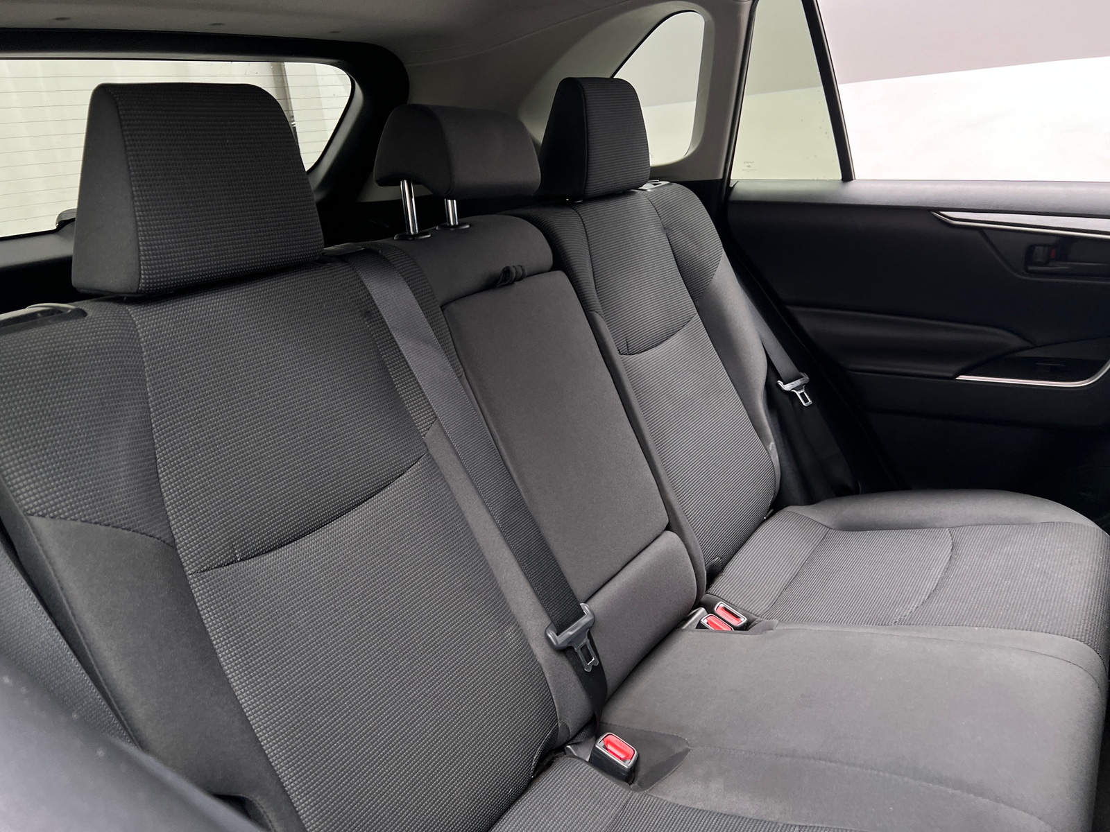 Thumbnail: 2019 Toyota RAV4 - 6