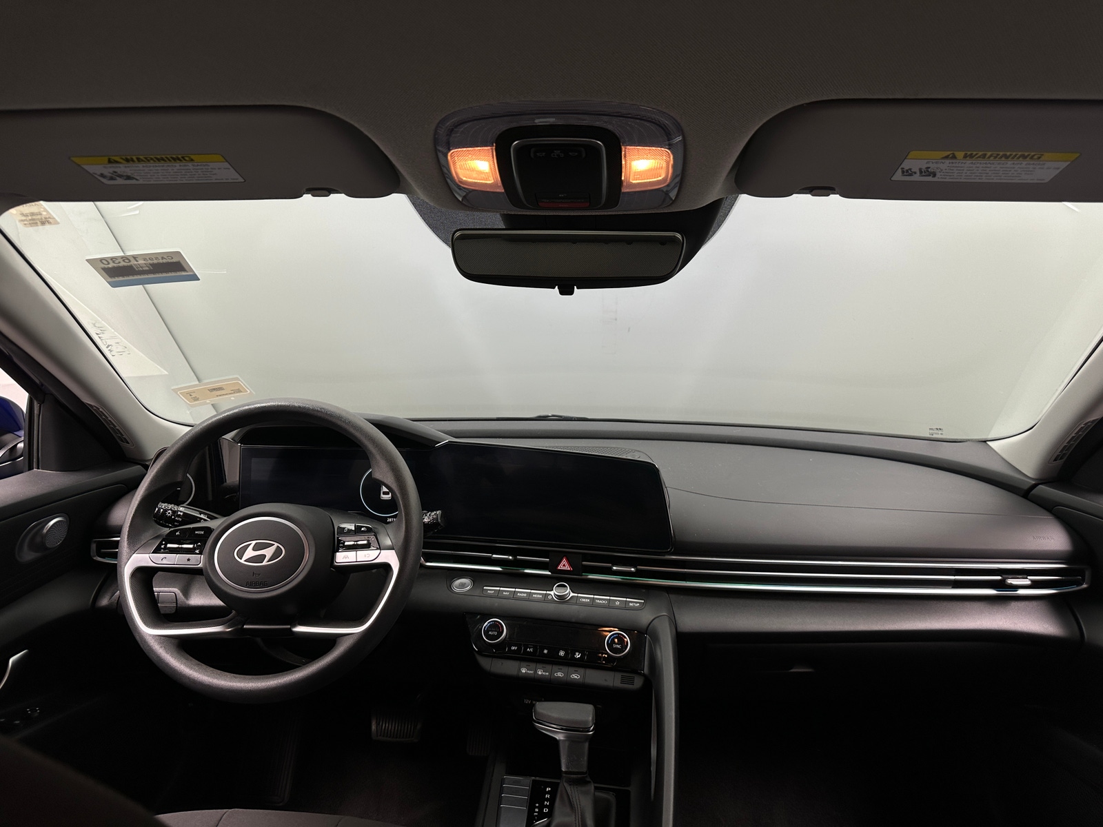 Thumbnail: 2024 Hyundai Elantra - 3