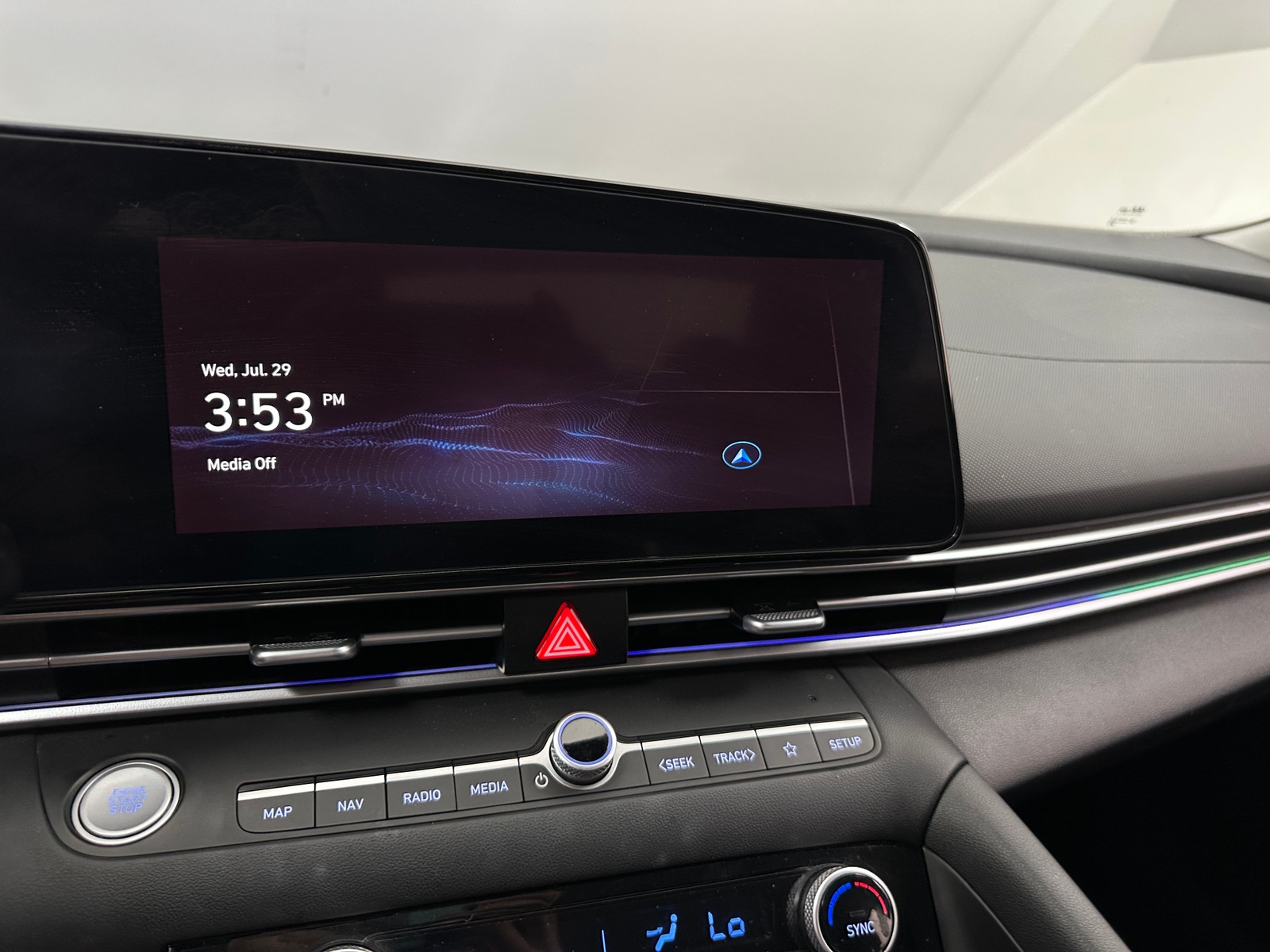 Thumbnail: 2024 Hyundai Elantra - 4