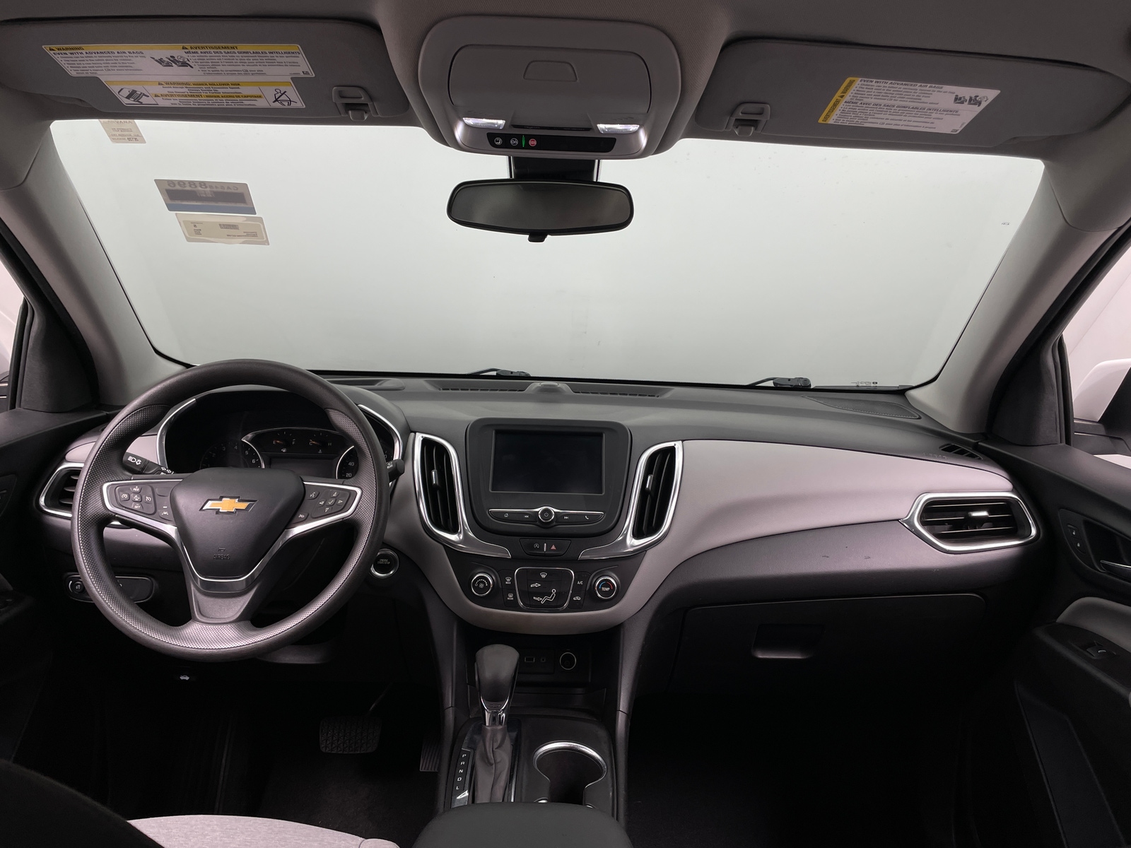 Thumbnail: 2022 Chevrolet Equinox - 3