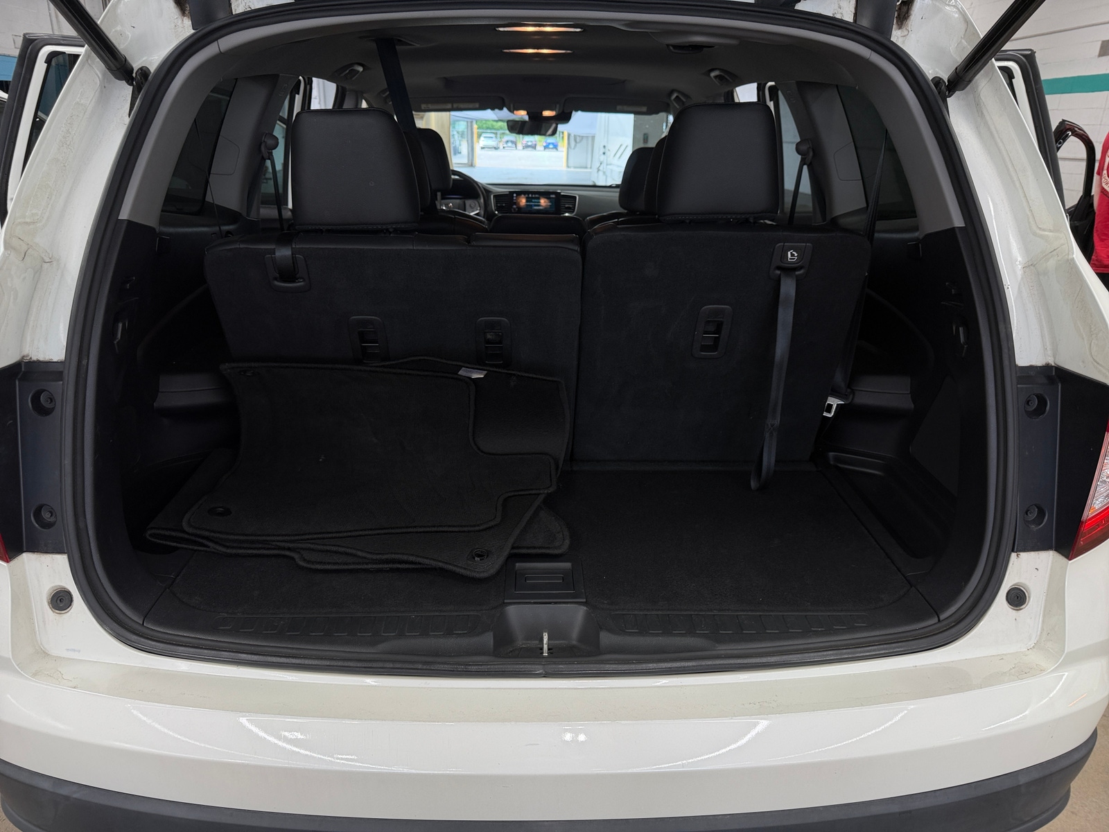 Thumbnail: 2019 Honda Pilot - 6