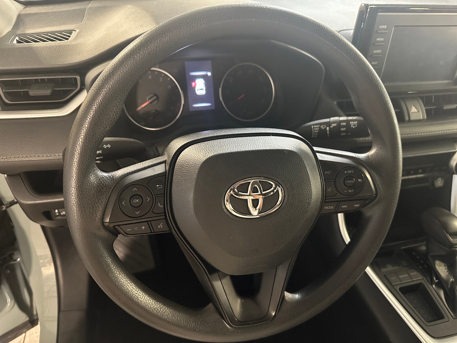 Thumbnail: 2022 Toyota RAV4 - 5