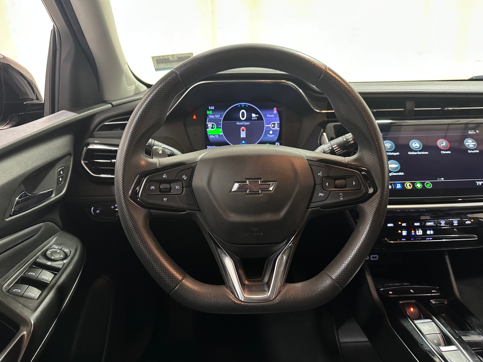 Thumbnail: 2023 Chevrolet Bolt EUV - 5