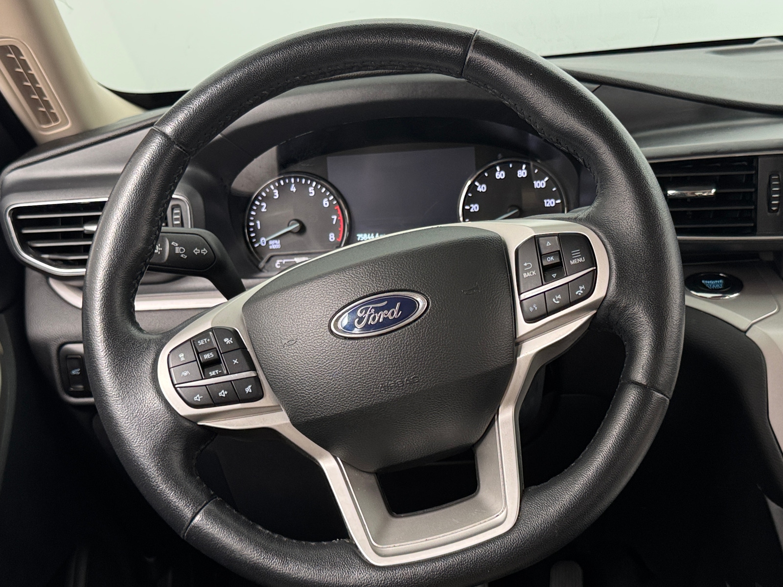 Thumbnail: 2023 Ford Explorer - 4