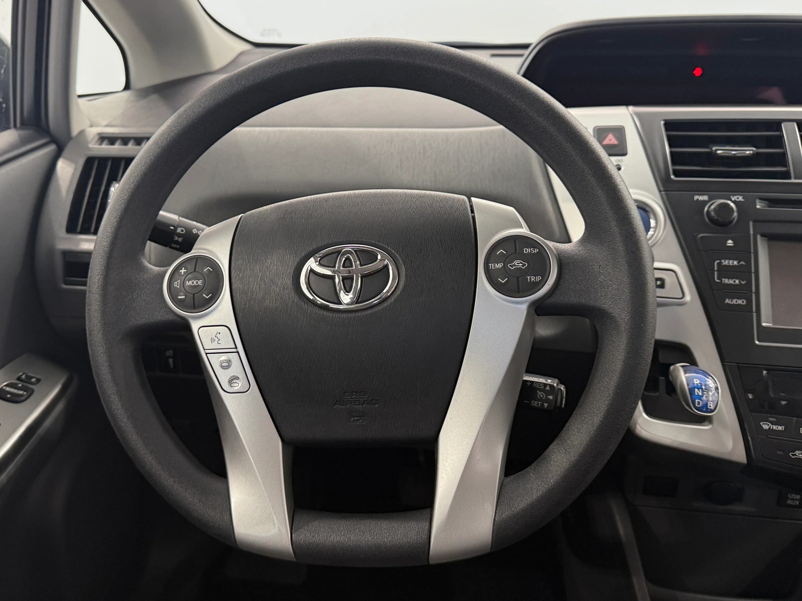 Thumbnail: 2012 Toyota Prius v - 5