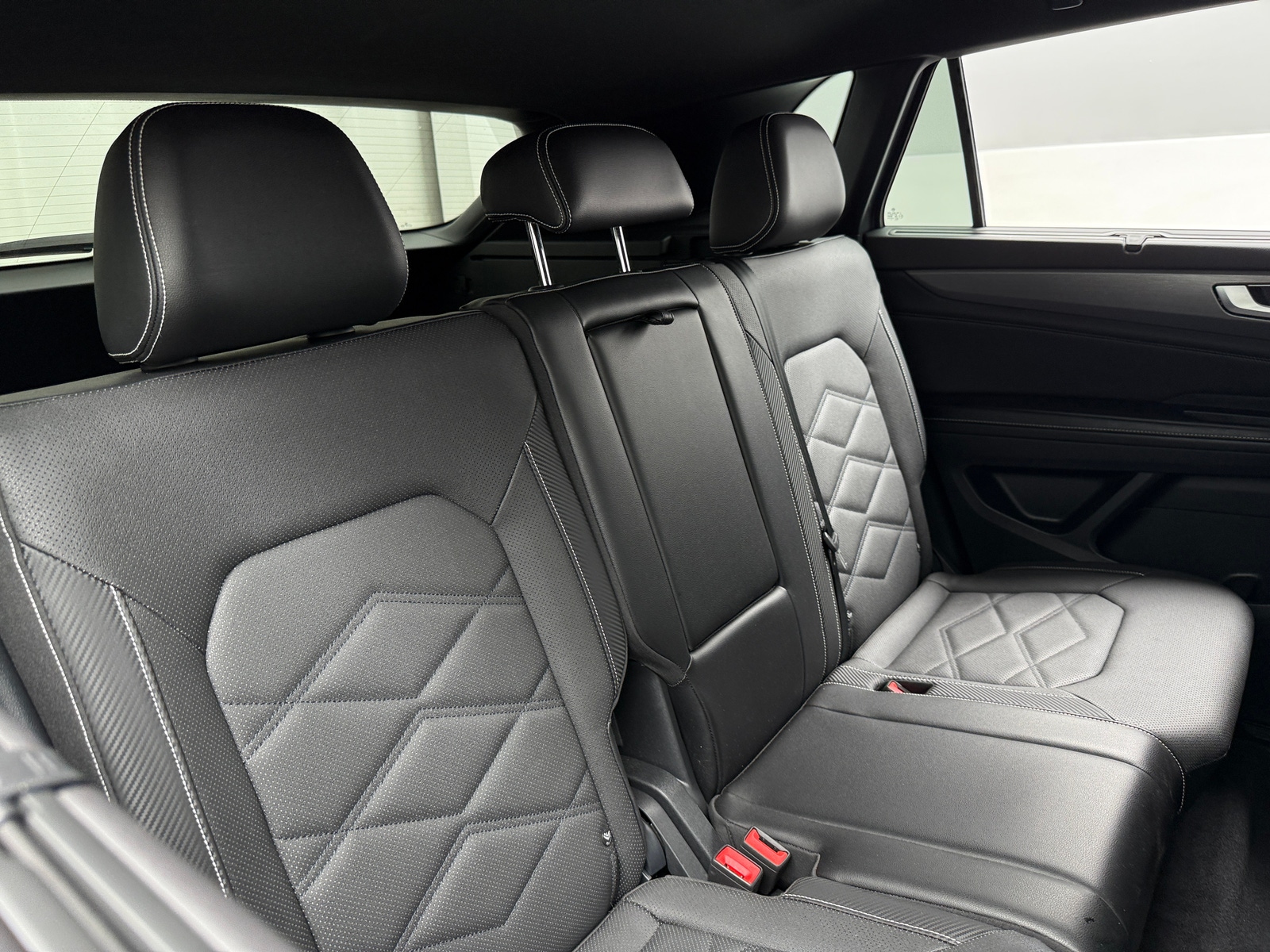 Thumbnail: 2024 Volkswagen Atlas - 5
