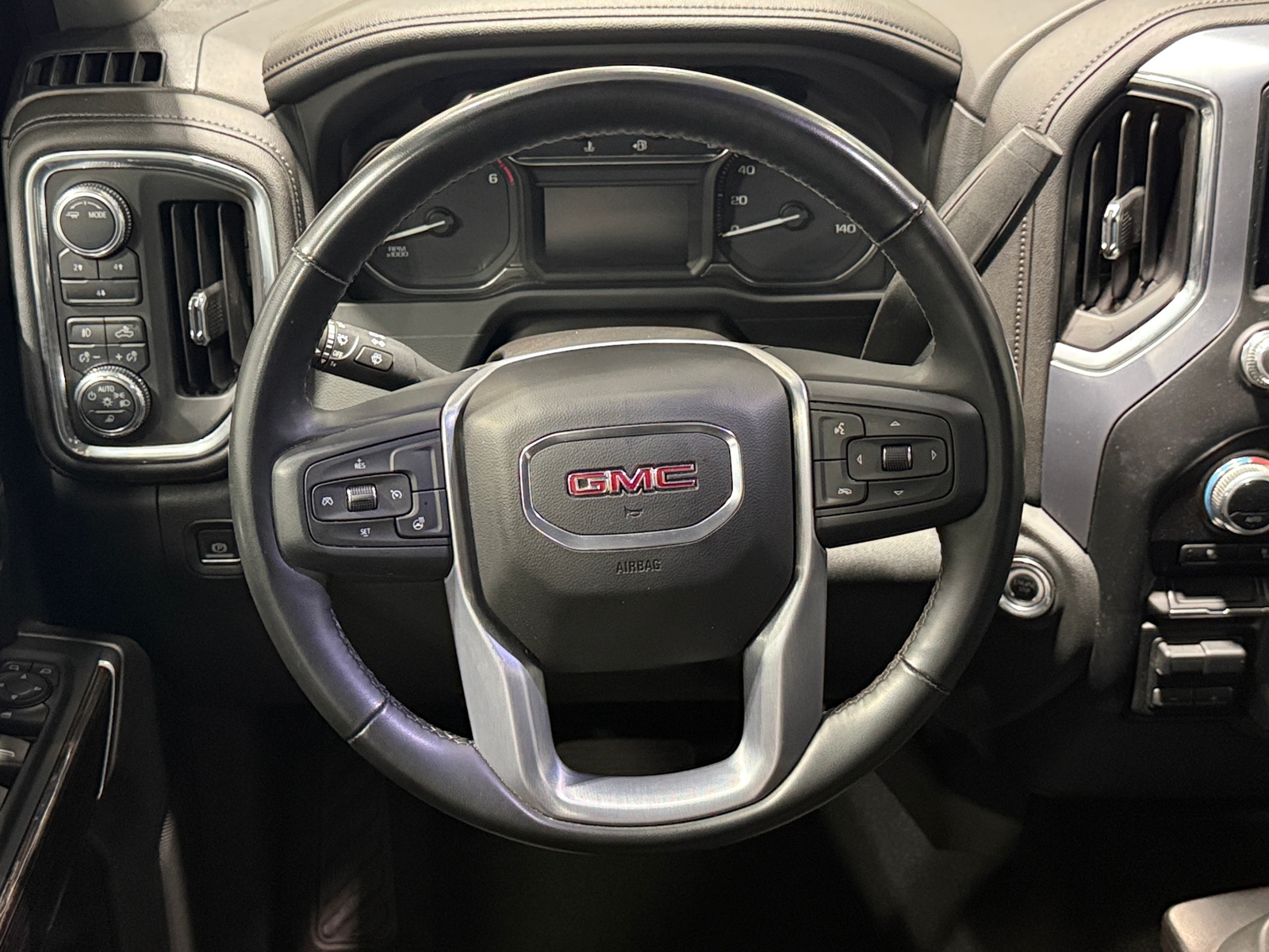 Thumbnail: 2023 GMC Sierra 3500 - 5