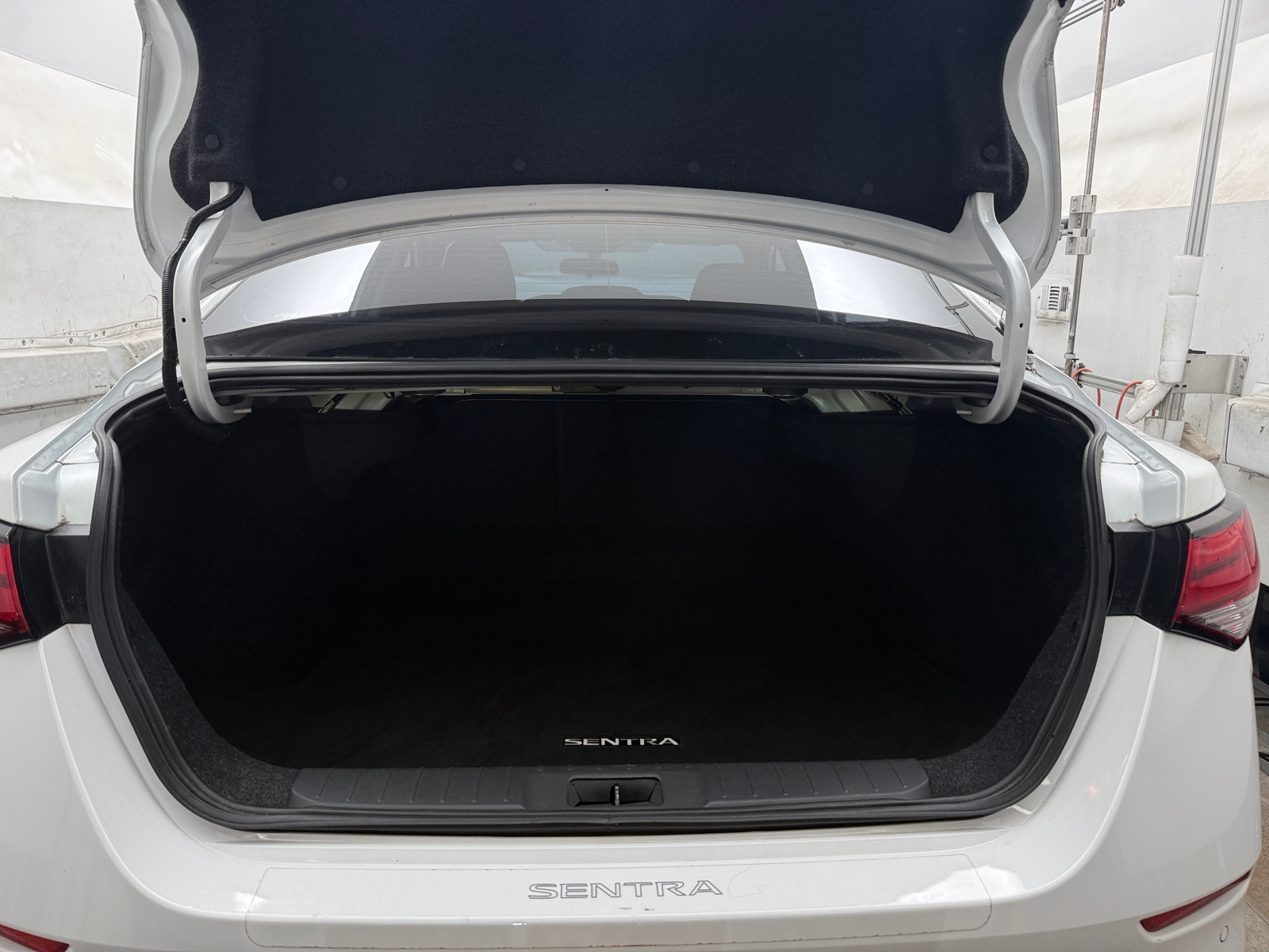 Thumbnail: 2021 Nissan Sentra - 7