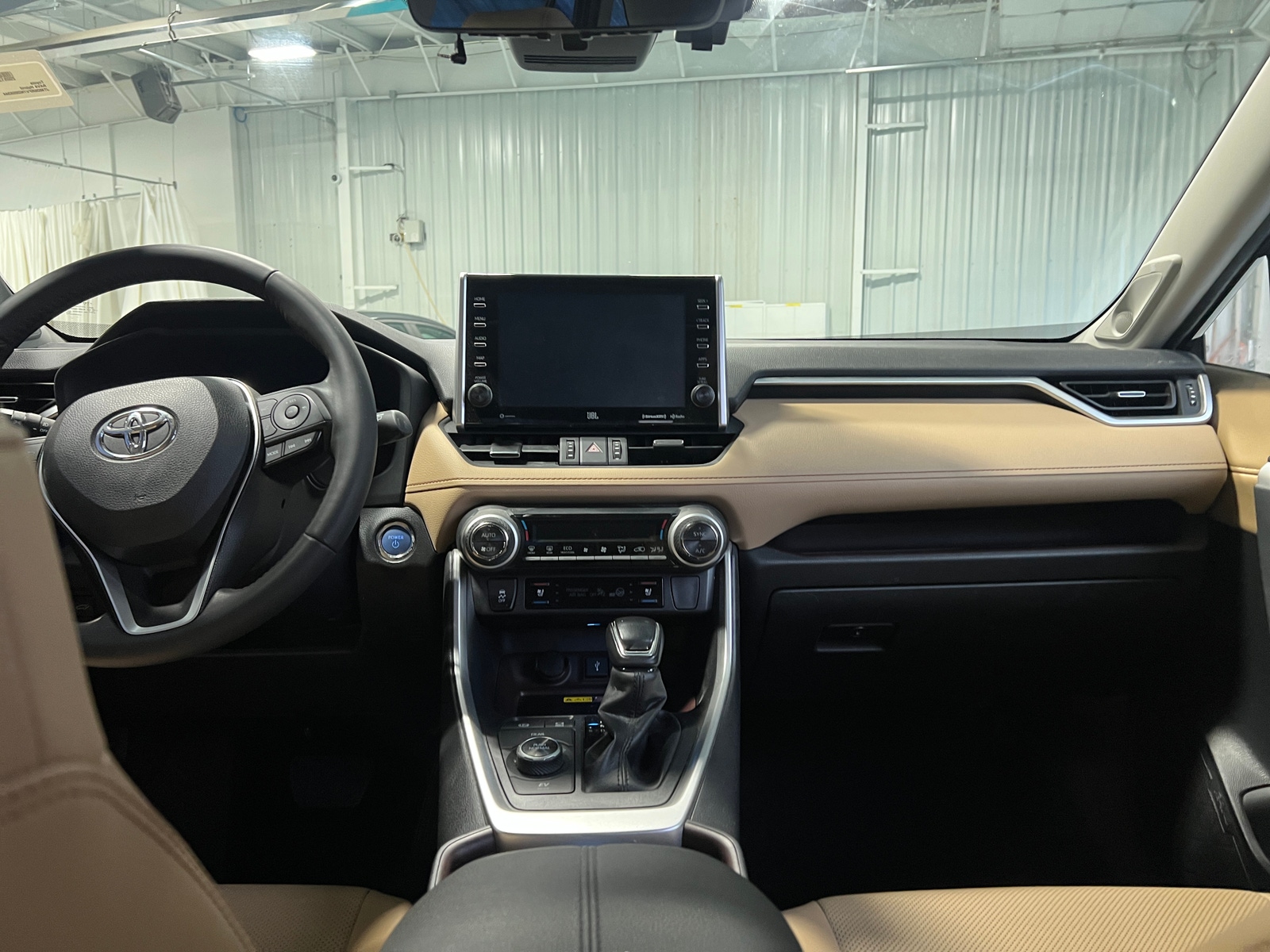 Thumbnail: 2022 Toyota RAV4 - 2