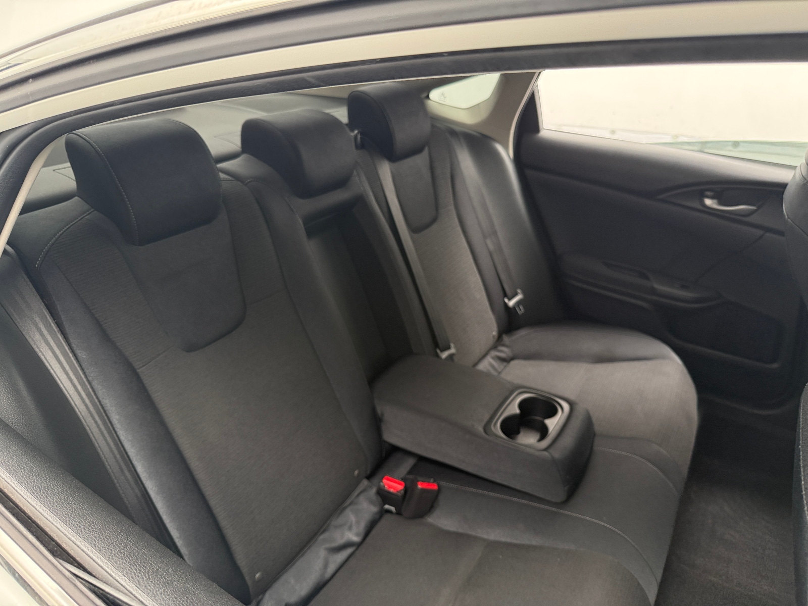 Thumbnail: 2019 Honda Insight - 6