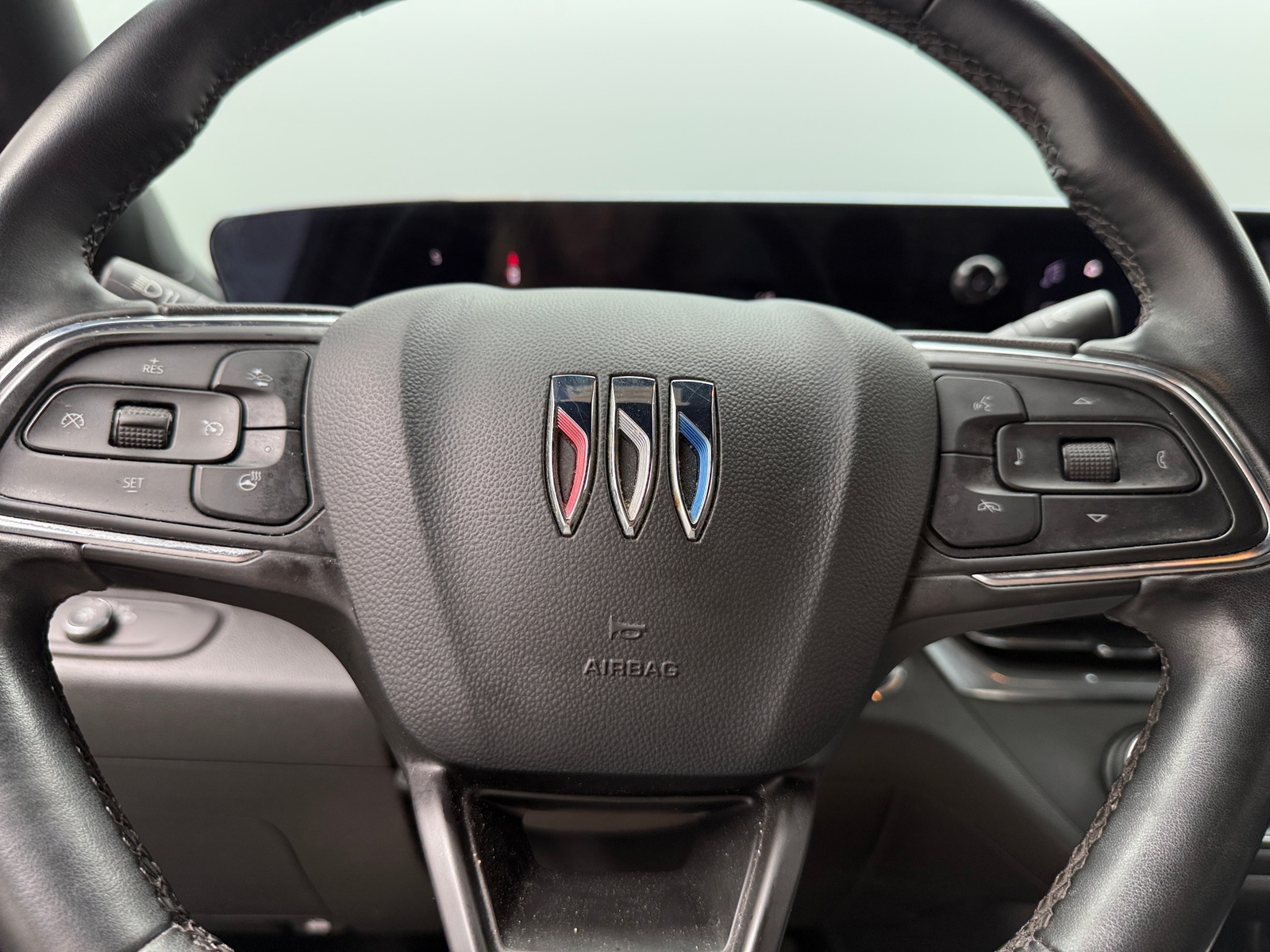 Thumbnail: 2024 Buick Envista - 4