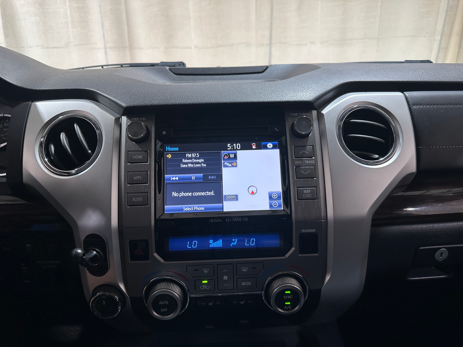 Thumbnail: 2017 Toyota Tundra - 3