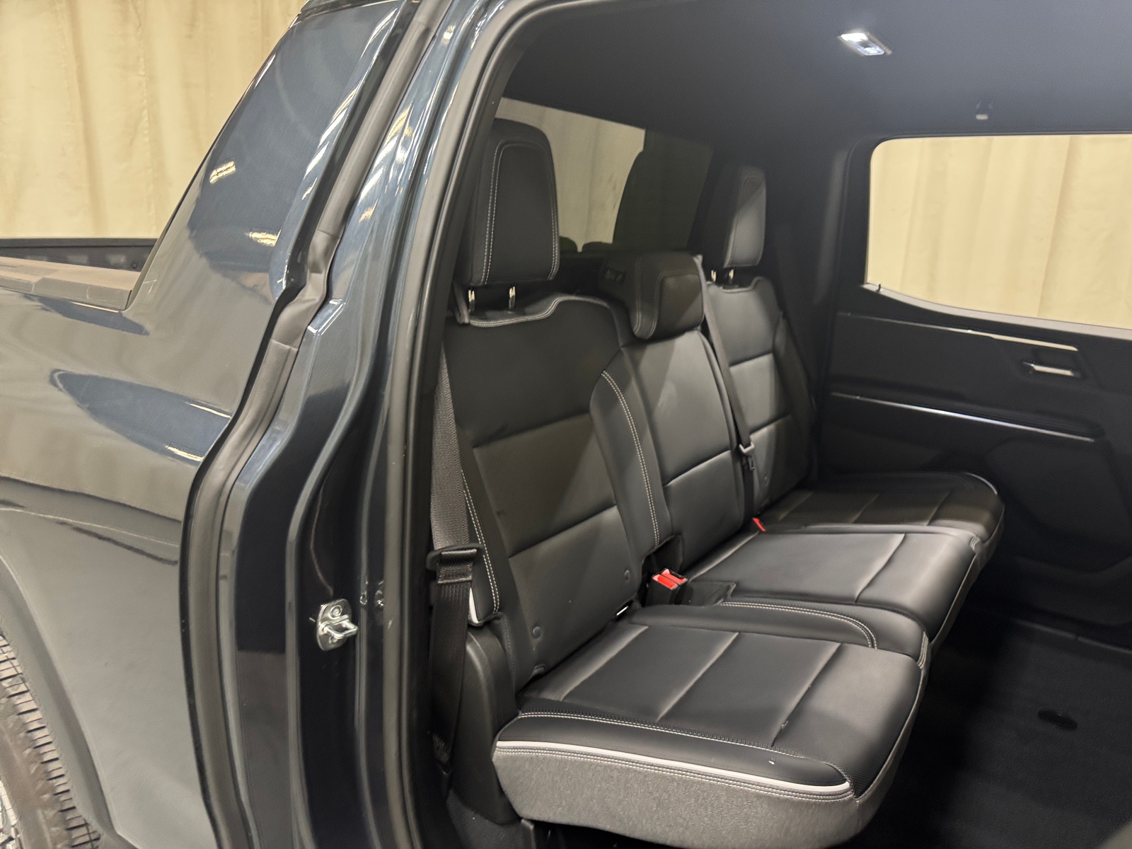 Thumbnail: 2026 GMC Sierra EV - 5