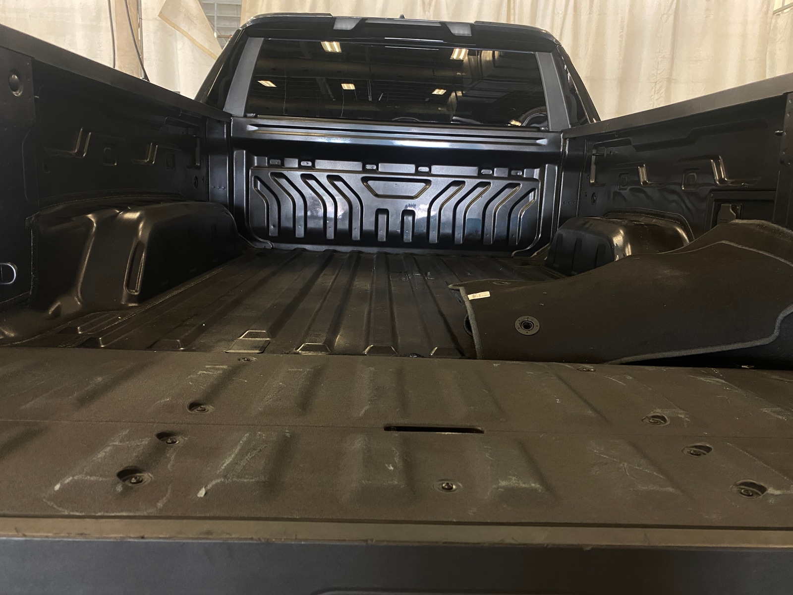 Thumbnail: 2026 GMC Sierra EV - 6