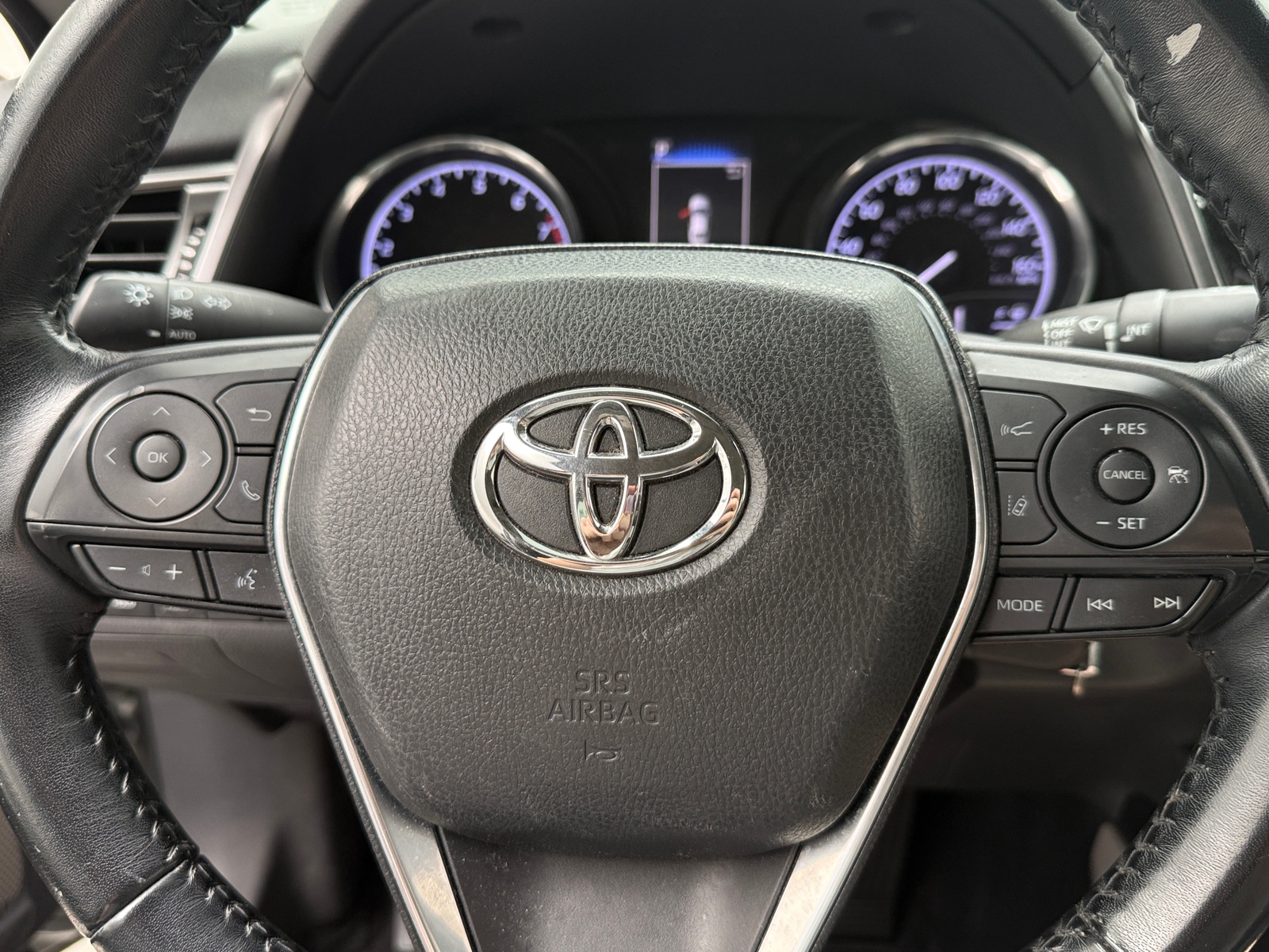 Thumbnail: 2019 Toyota Camry - 5