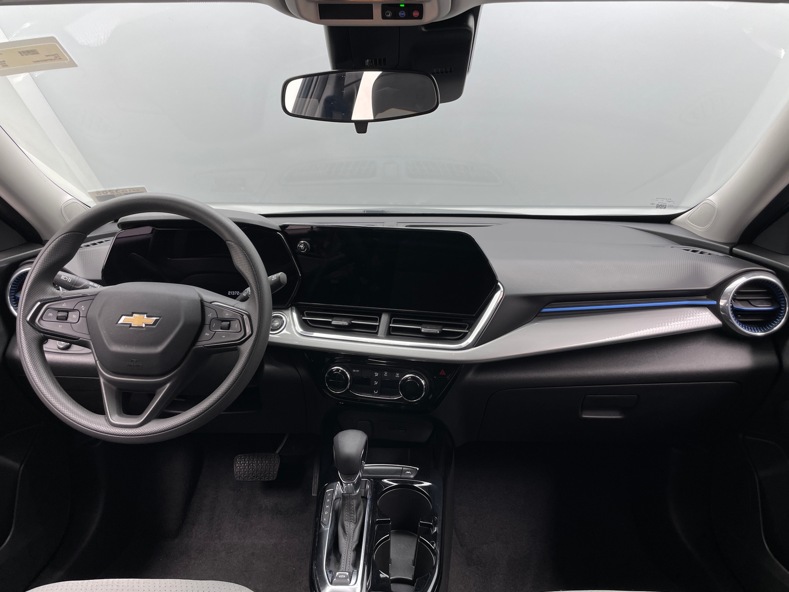 Thumbnail: 2025 Chevrolet Trax - 2