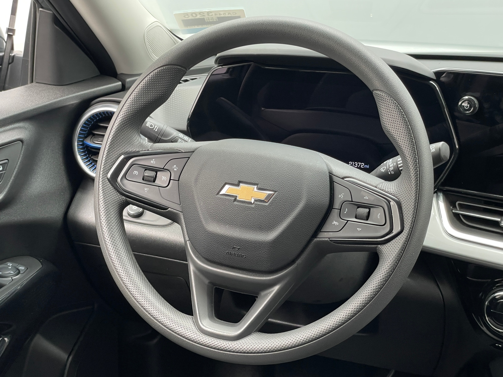 Thumbnail: 2025 Chevrolet Trax - 4