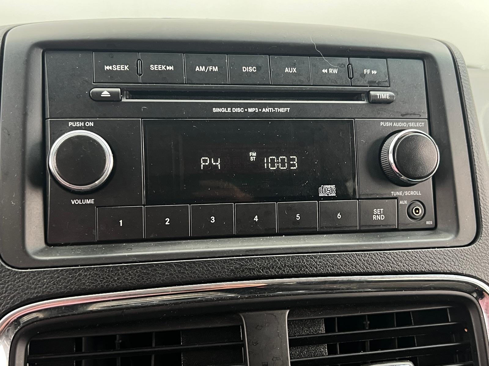 Thumbnail: 2016 Dodge Grand Caravan - 4
