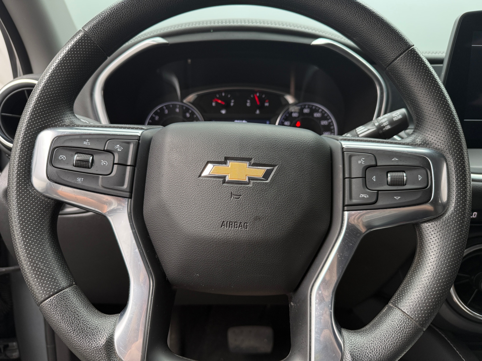 Thumbnail: 2023 Chevrolet Blazer - 5