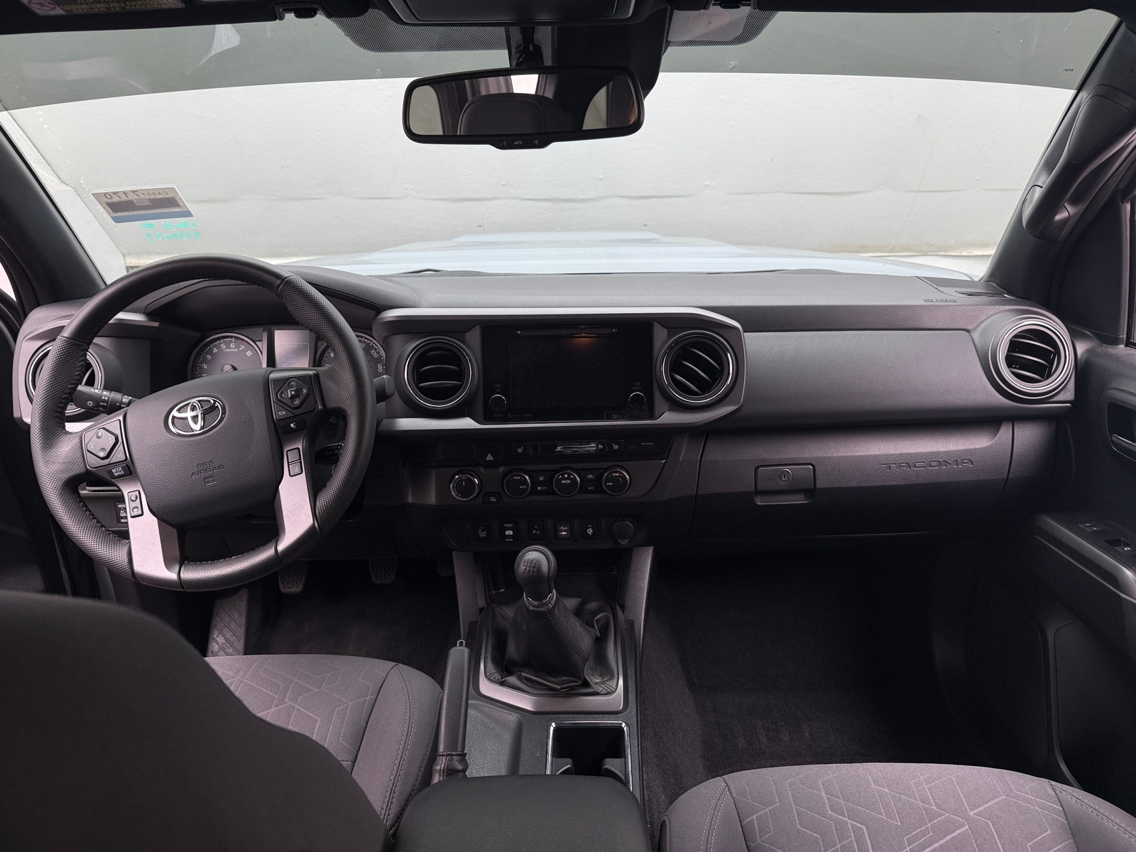 Thumbnail: 2019 Toyota Tacoma - 3