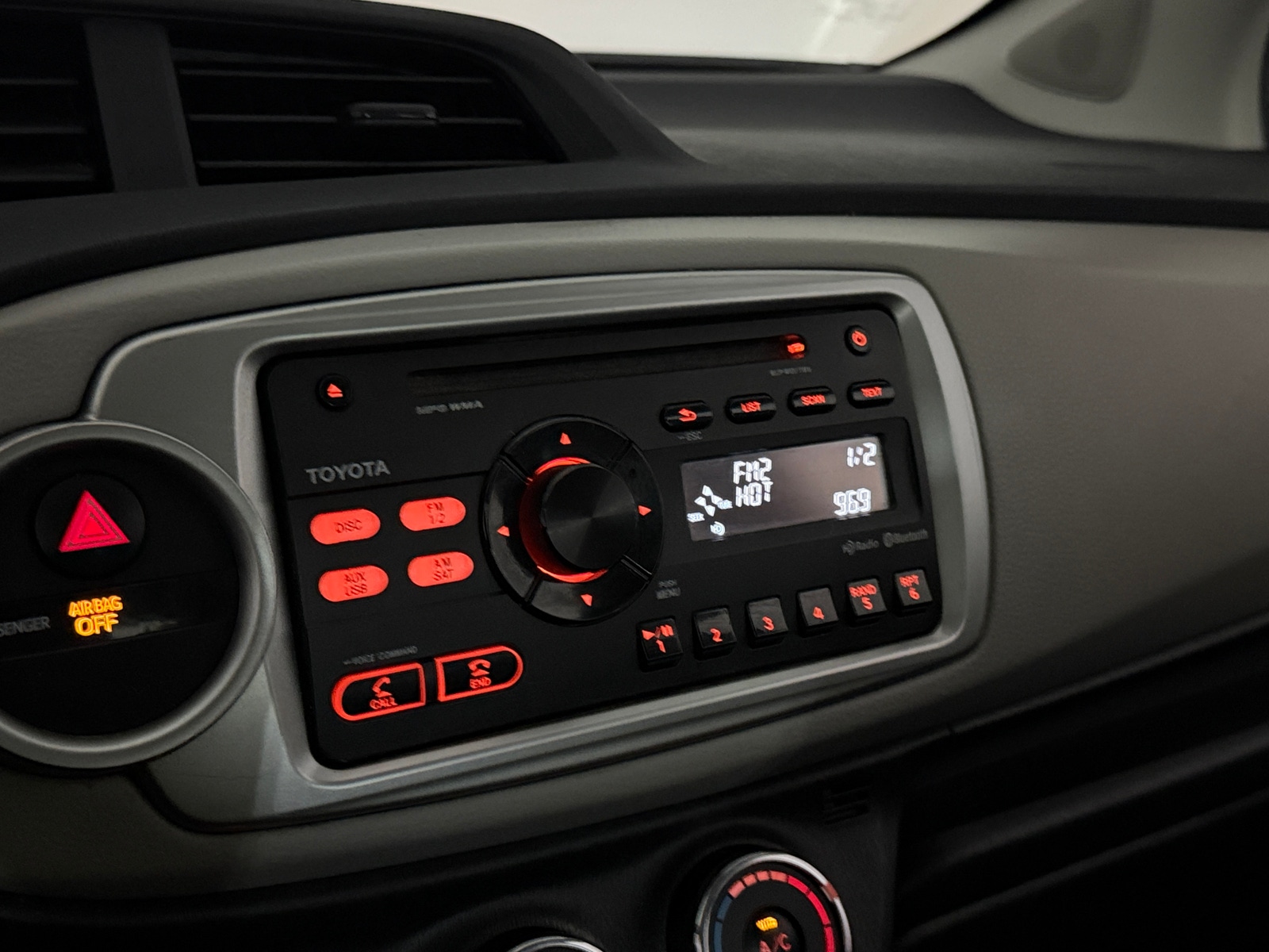 Thumbnail: 2014 Toyota Yaris - 4