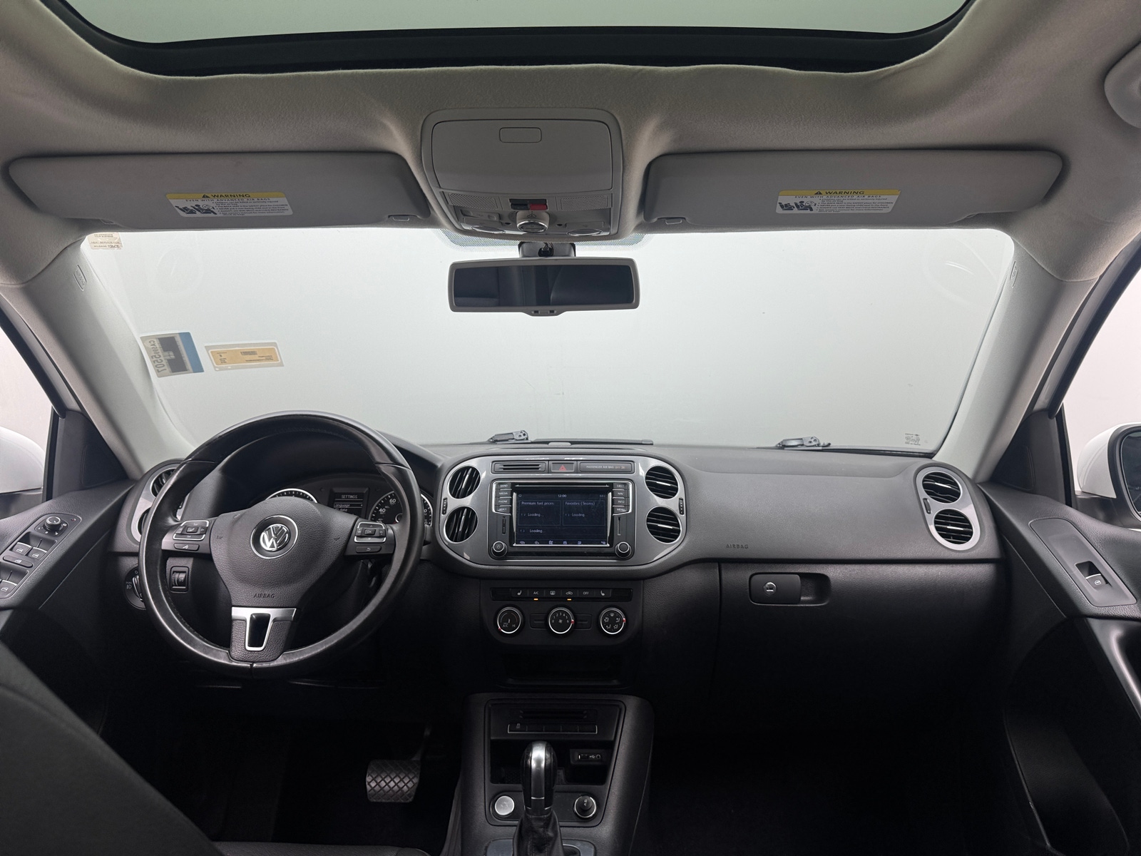 Thumbnail: 2016 Volkswagen Tiguan - 3
