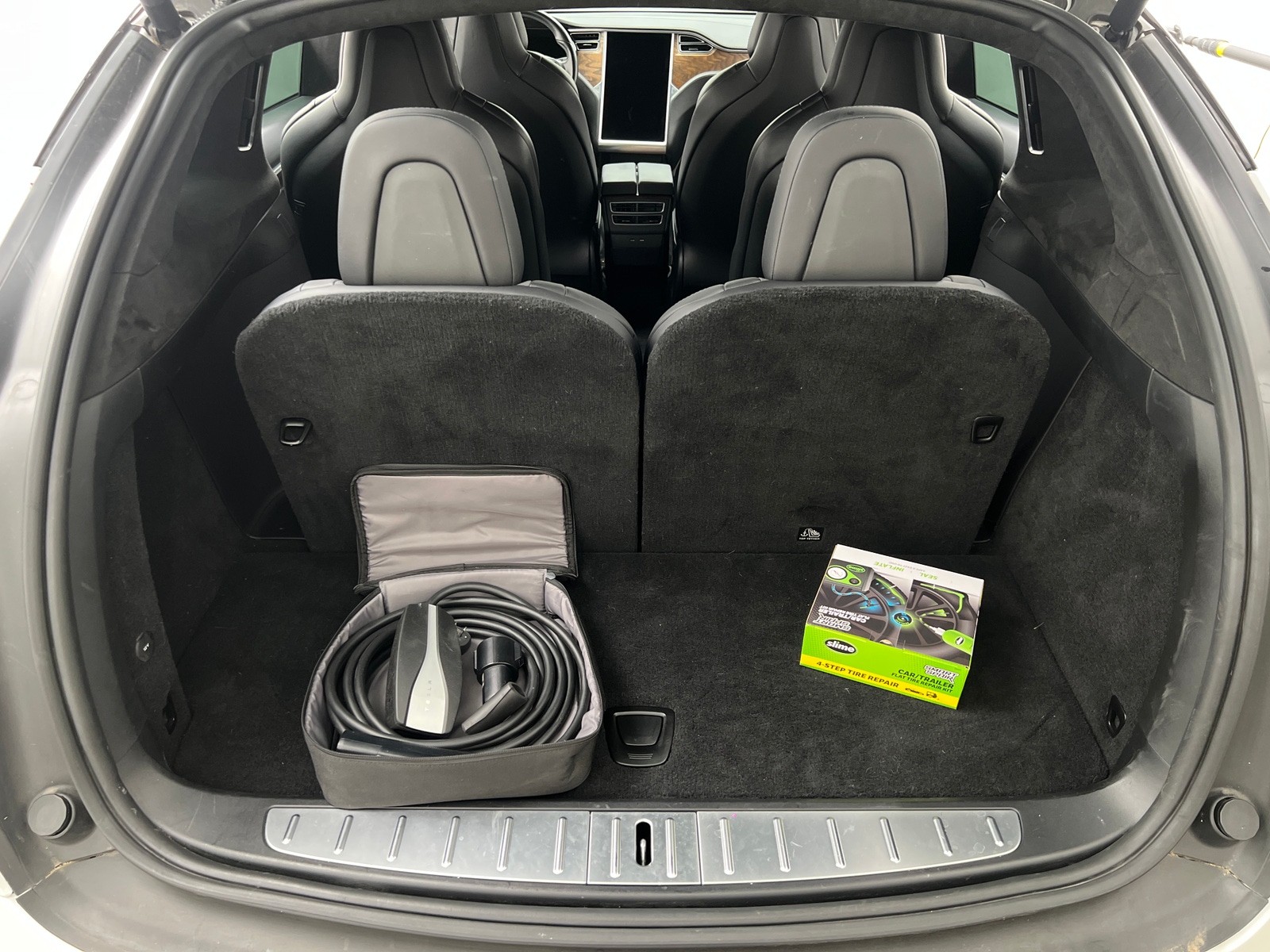 Thumbnail: 2018 Tesla Model X - 6