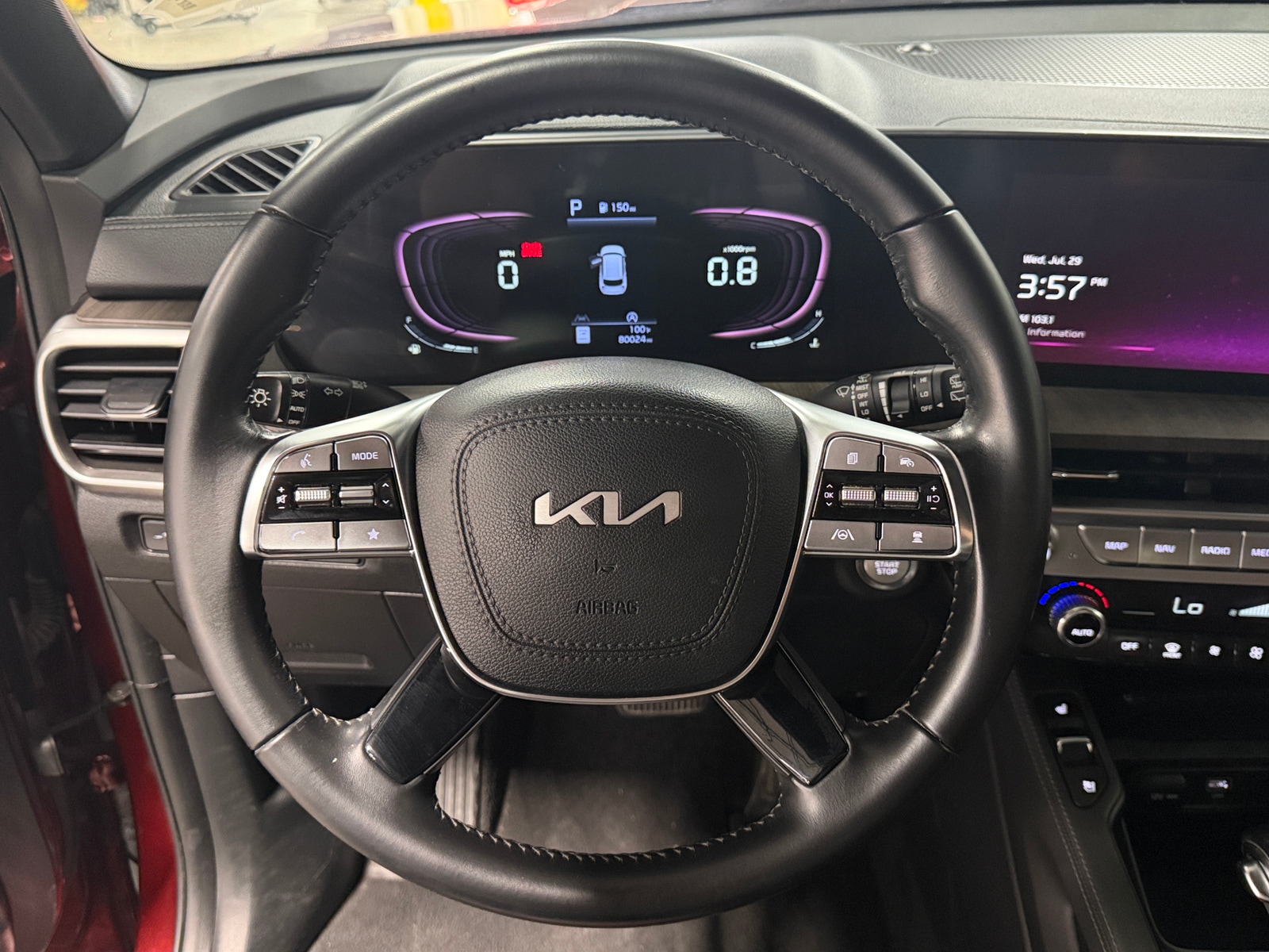 Thumbnail: 2023 Kia Telluride - 4