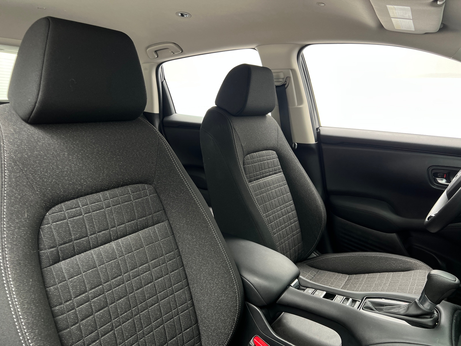 Thumbnail: 2023 Honda HR-V - 2