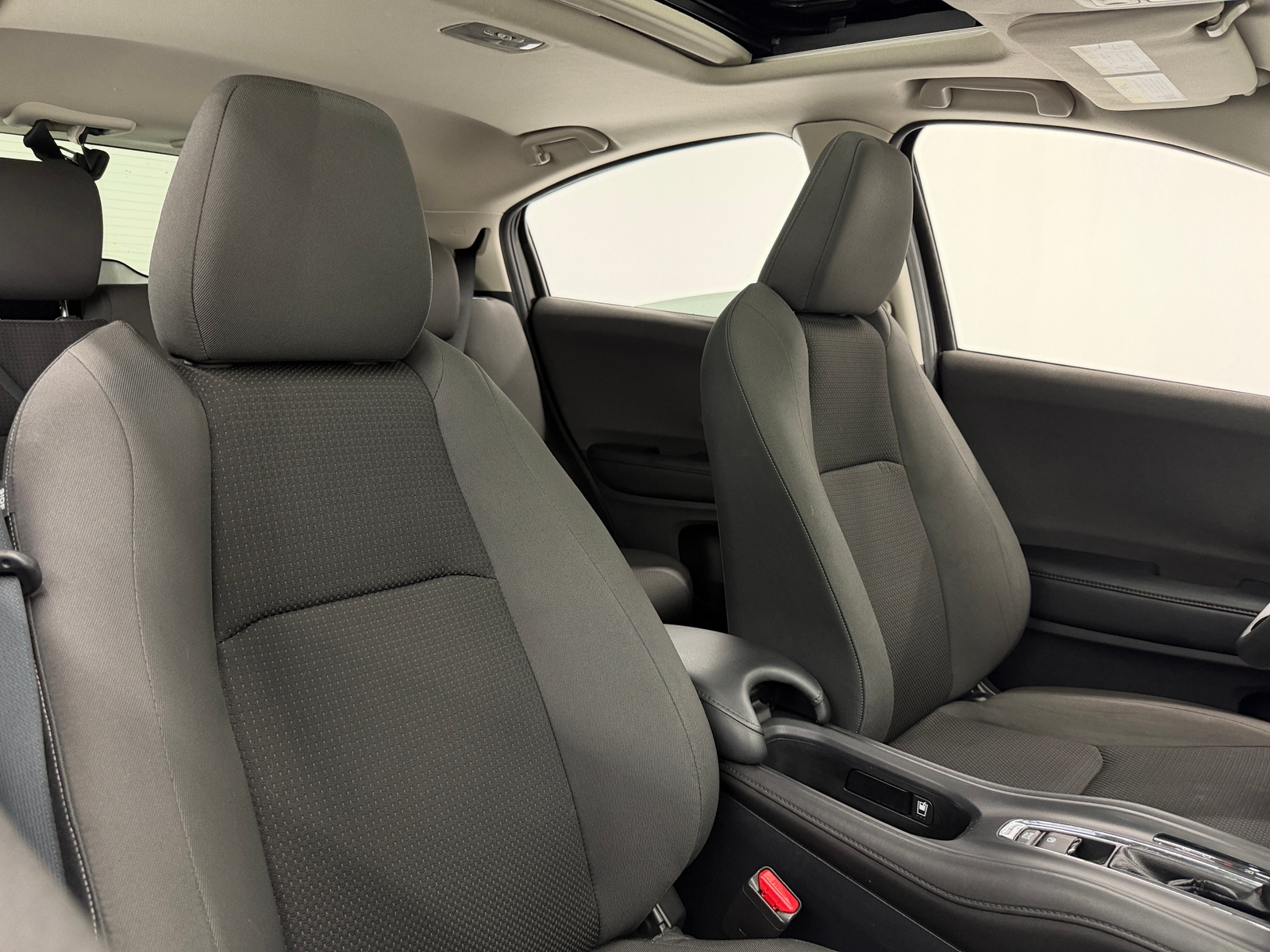 Thumbnail: 2020 Honda HR-V - 2